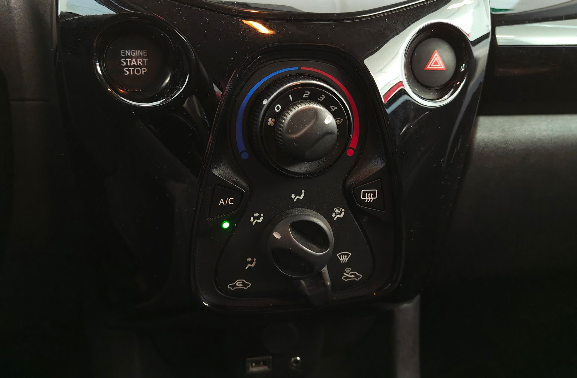 Peugeot 108 1.0 VTi Collection - foto 29