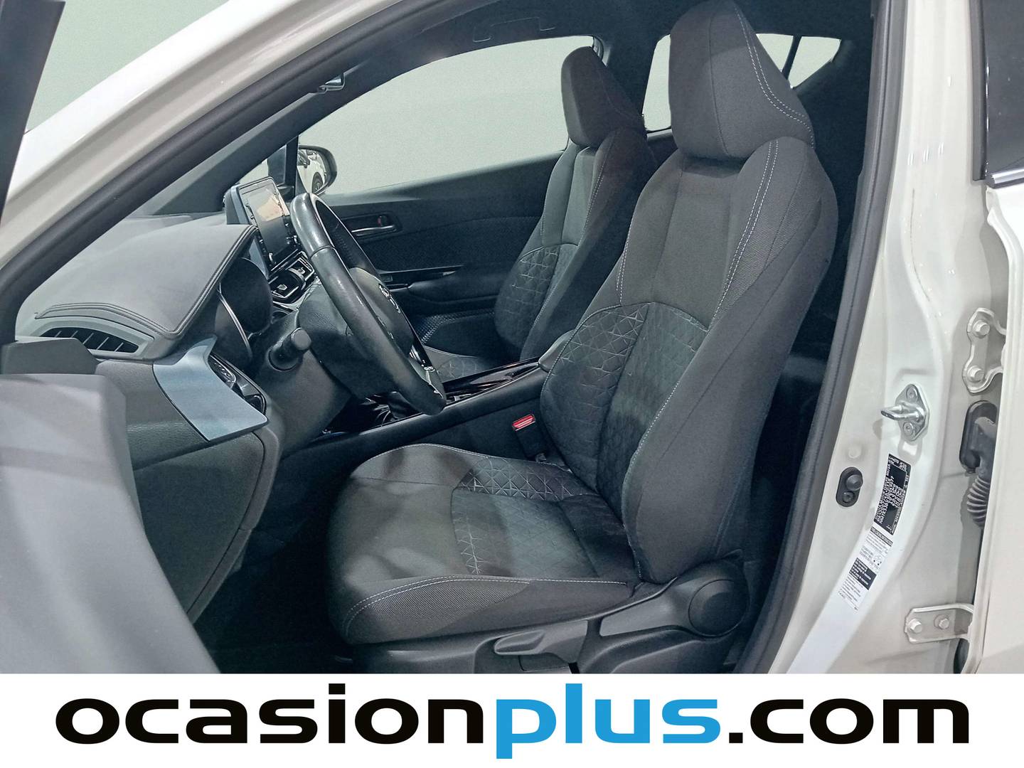 Foto asientos delanteros Toyota C-HR Toyota C-HR 180H Advance (184 CV)