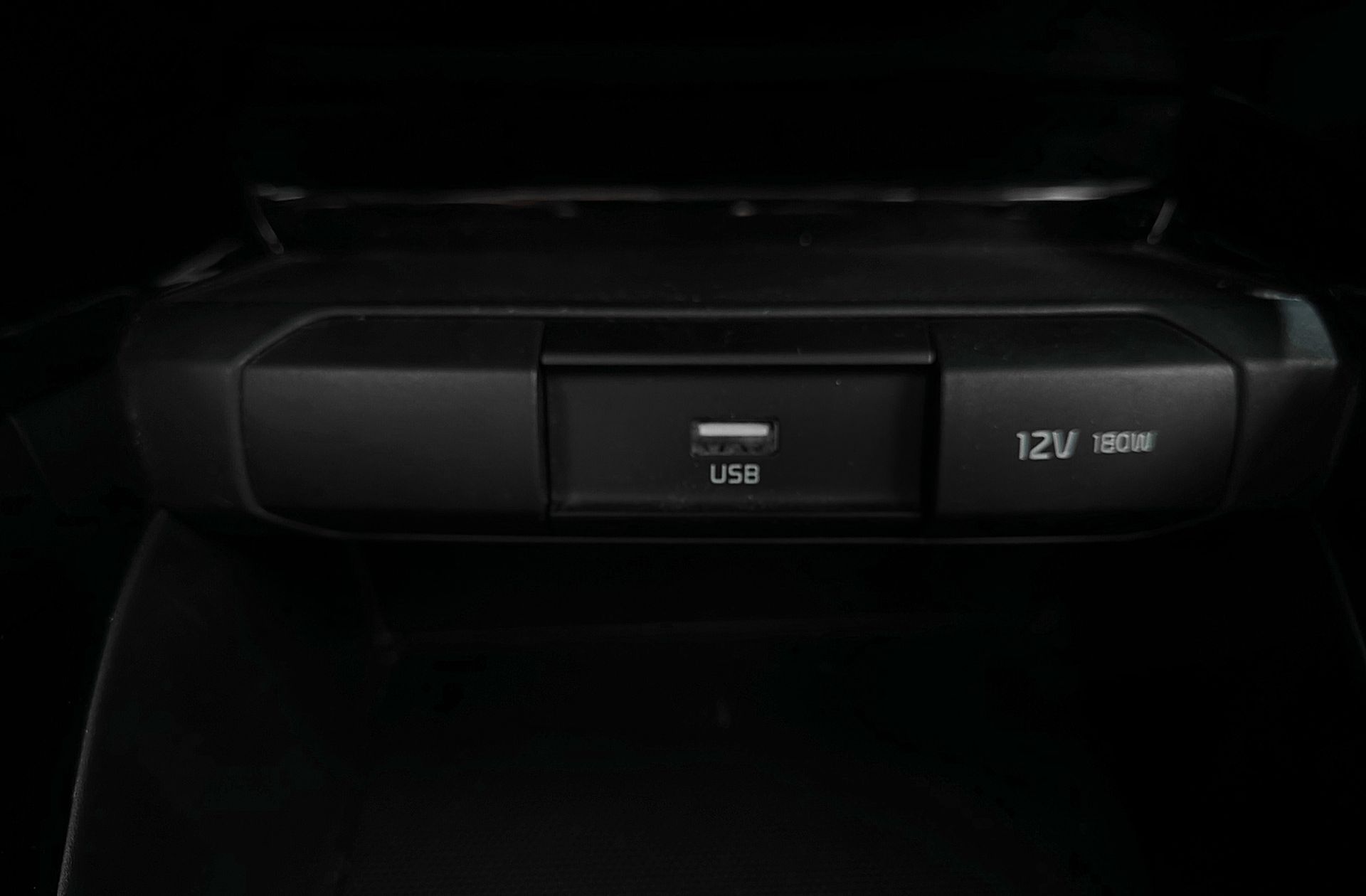 Kia Stonic 1.0 T-GDi Drive DCT - foto 32