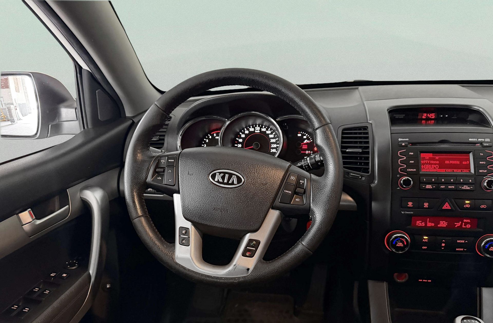 Kia Sorento 2.0 CRDi Drive 4x2 7 plazas - foto 17