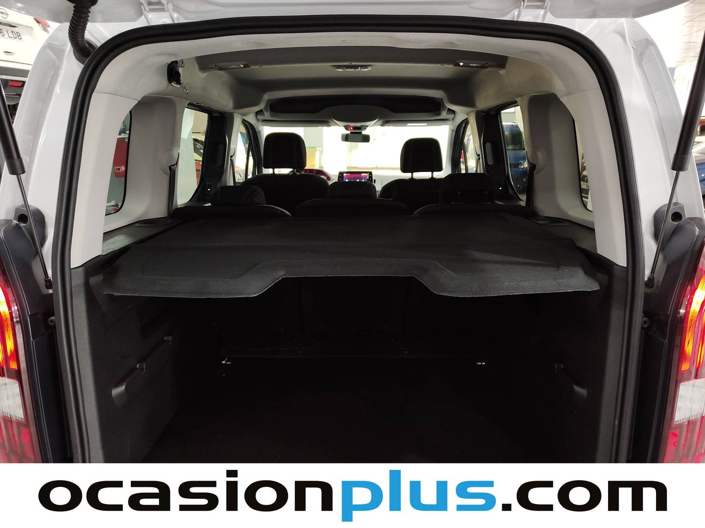 Foto Peugeot Rifter Peugeot Rifter BlueHDi 100 GT Business Standard (100 CV)