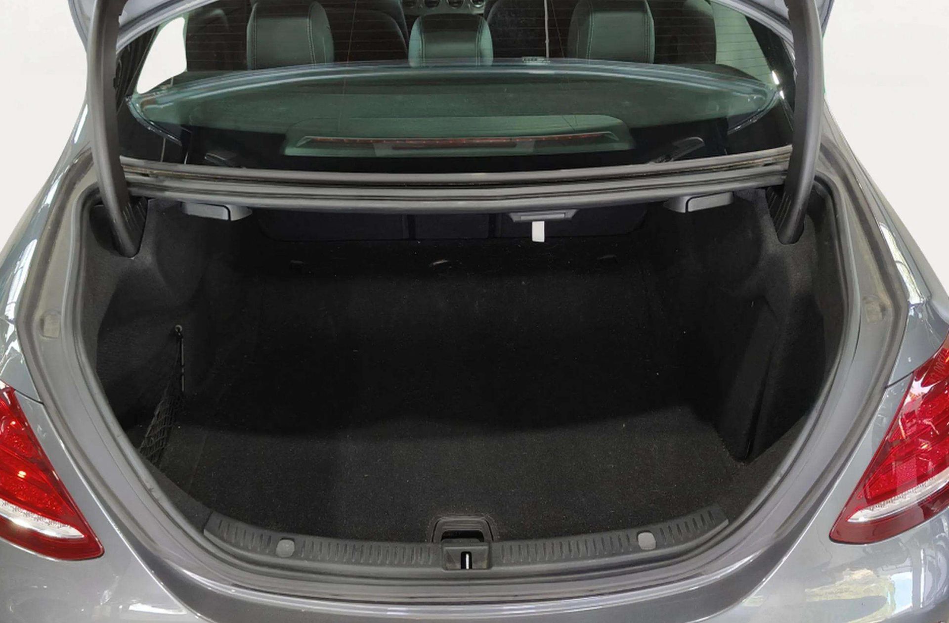 Mercedes-Benz Clase E E 220 d Pack AMG - foto 17