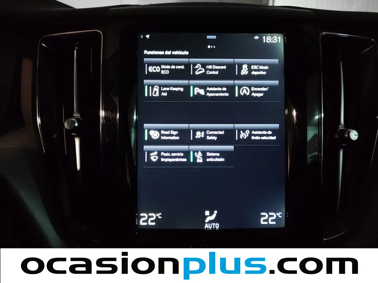 Foto Volvo XC60 Volvo XC60 D4 Momentum AWD Auto (190 CV)