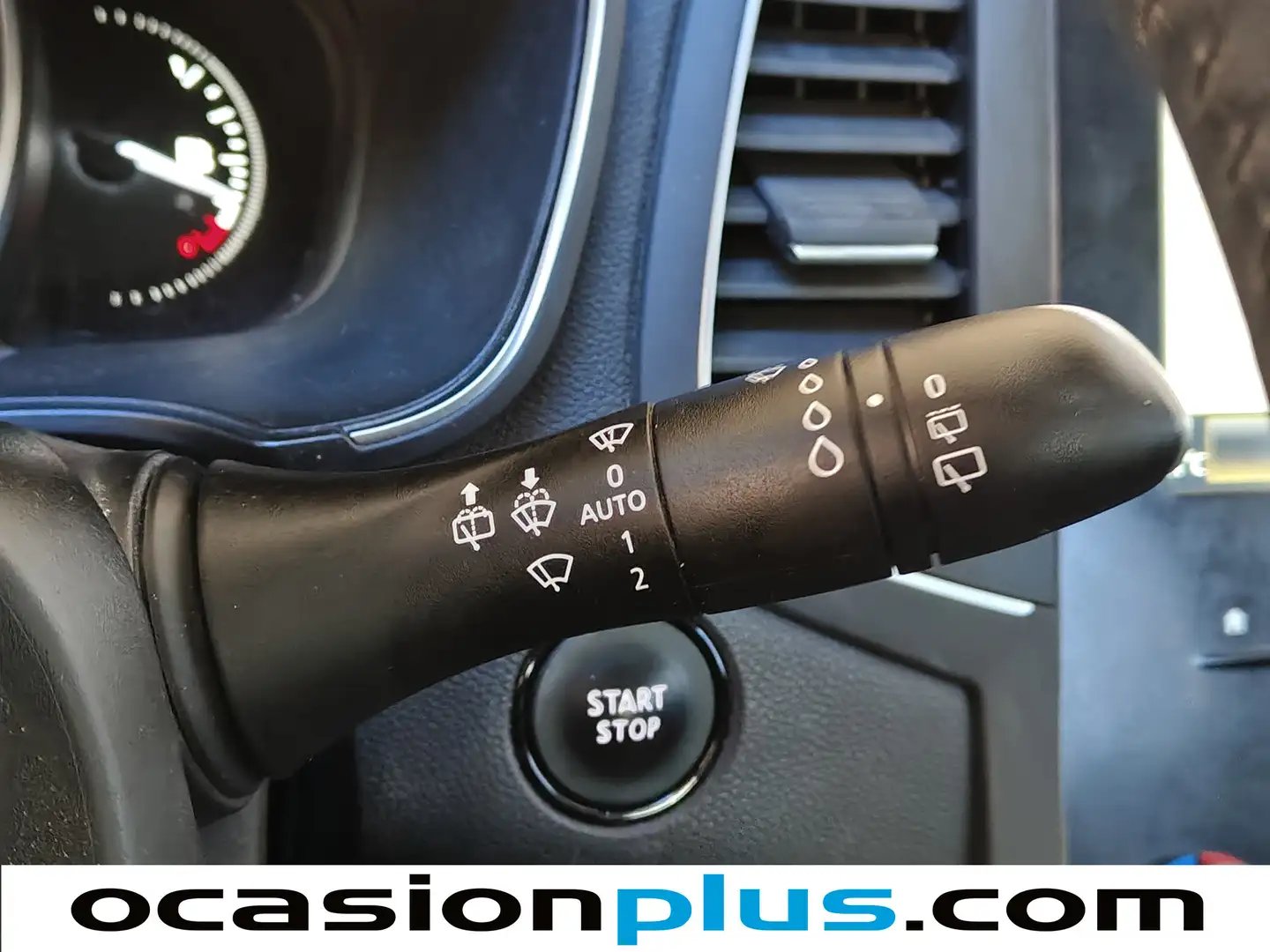 Foto Renault Mégane Renault Megane Zen Energy TCe (130 CV)