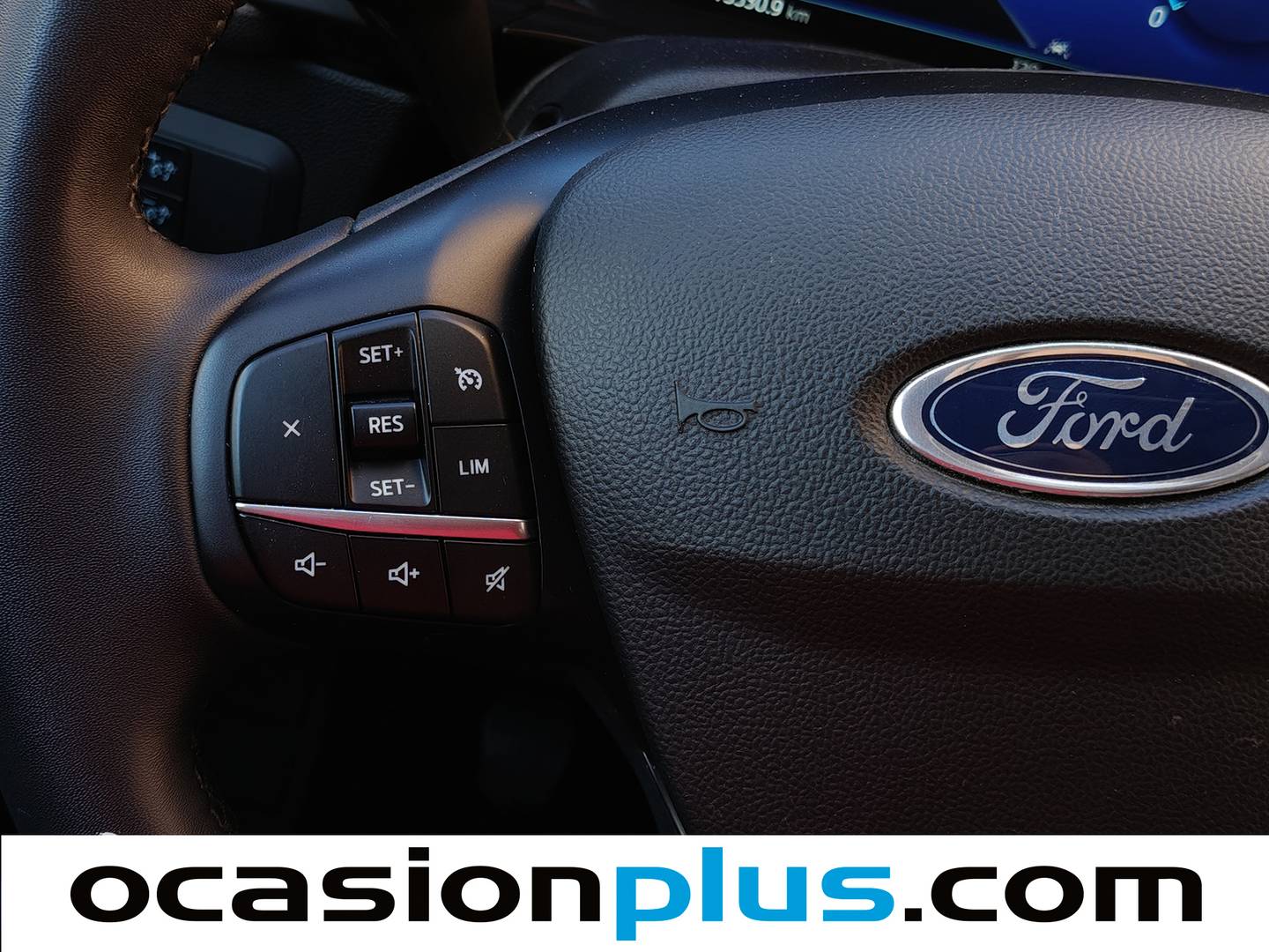 Foto Ford Kuga Ford Kuga 1.5 EcoBlue Titanium (120 CV)
