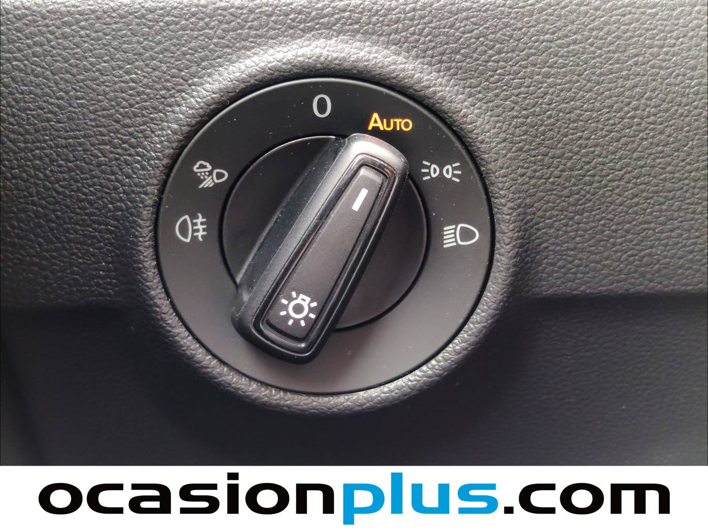 Volkswagen T-Roc Volkswagen T-Roc Dark 1.0 TSI (110 CV) seminuevo