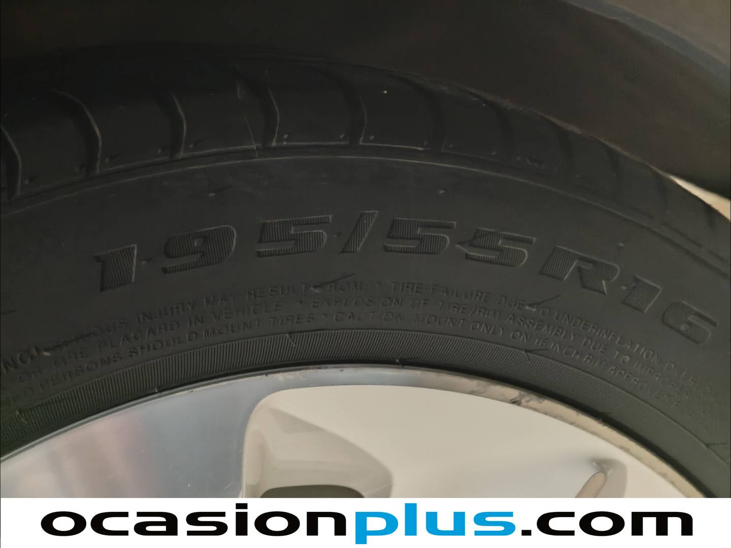 Foto Opel Adam Opel Adam 1.4 XEL Glam (87 CV)