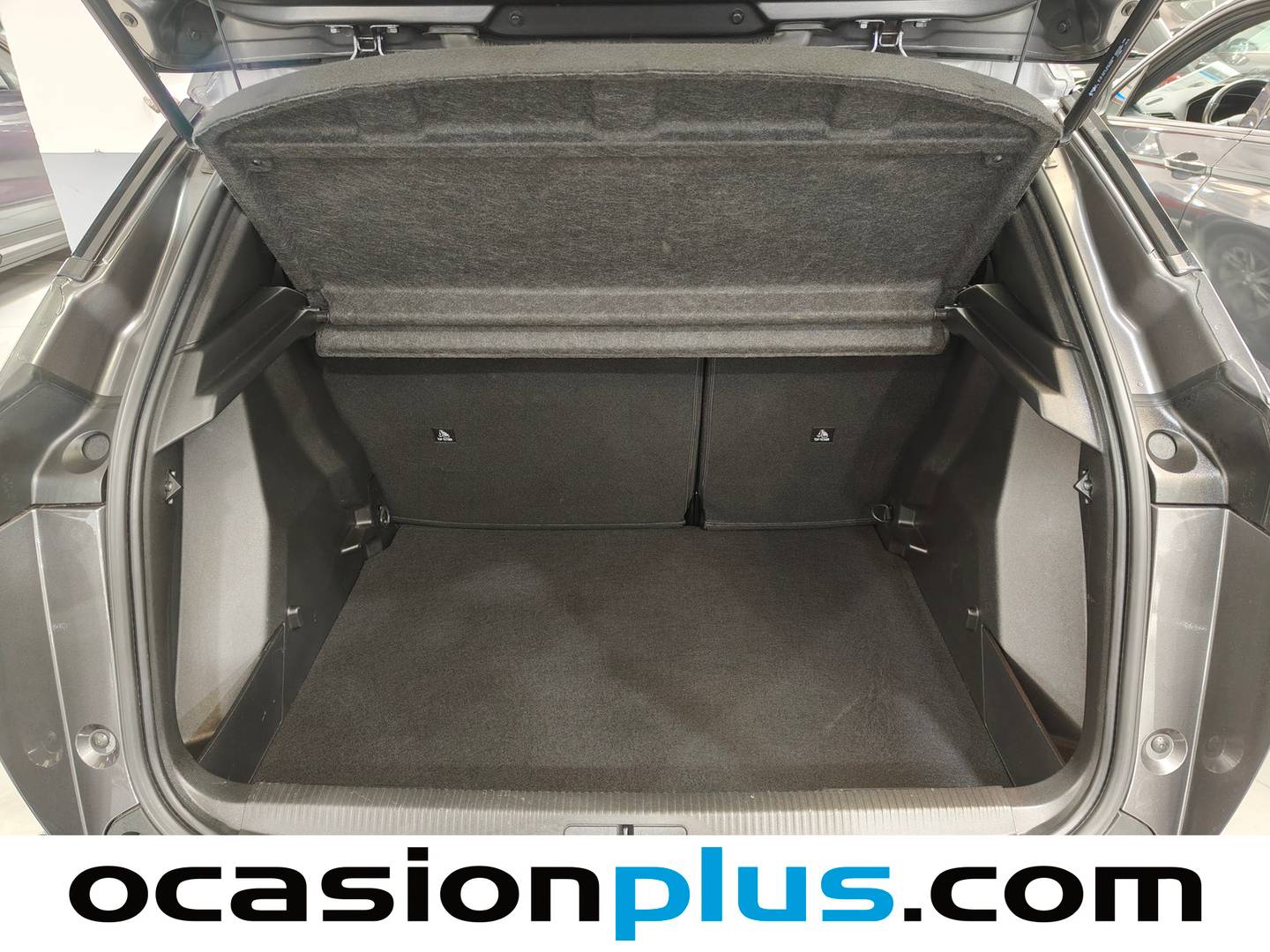 Foto Peugeot 2008 Peugeot 2008 Puretech 100 S&S Active Pack (100 CV)