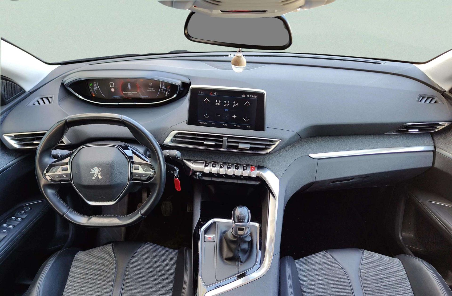 Peugeot 5008 PureTech 130 Allure 7 plazas - foto 8