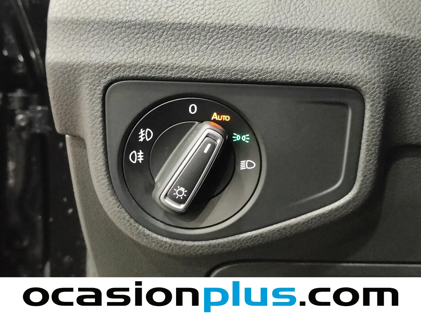 Foto Volkswagen Golf Sportsvan Volkswagen Golf Sportsvan Sport 1.4 TSI (150 CV) DSG