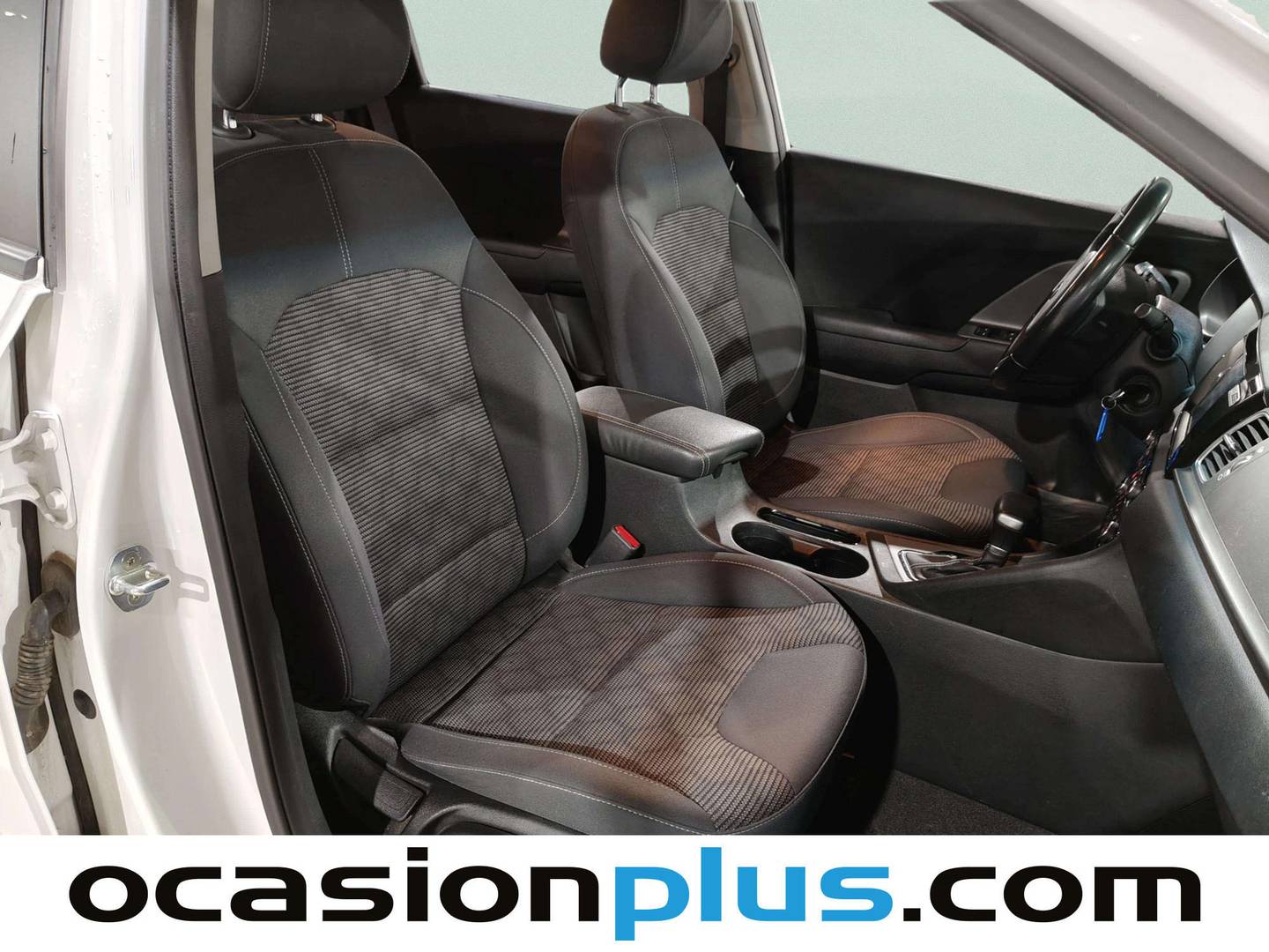 KIA Niro KIA Niro 1.6 GDi HEV Híbrido Business (141 CV) km 0