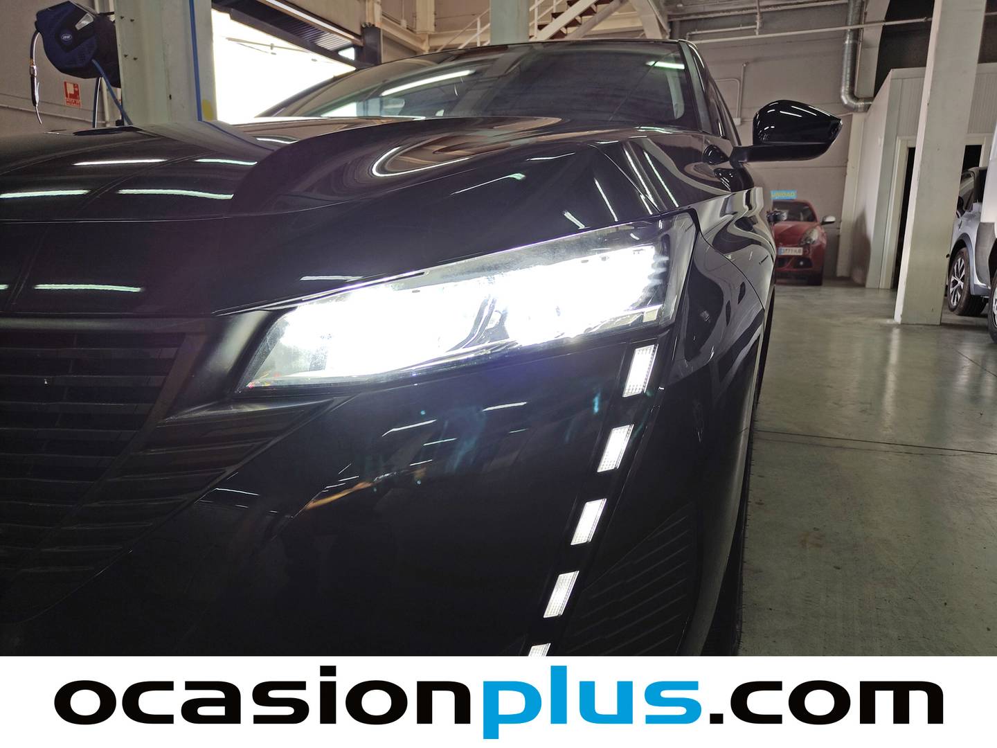 Foto Peugeot 308 Peugeot 308 PureTech 130 S&S Active Pack EAT8 (130 CV)