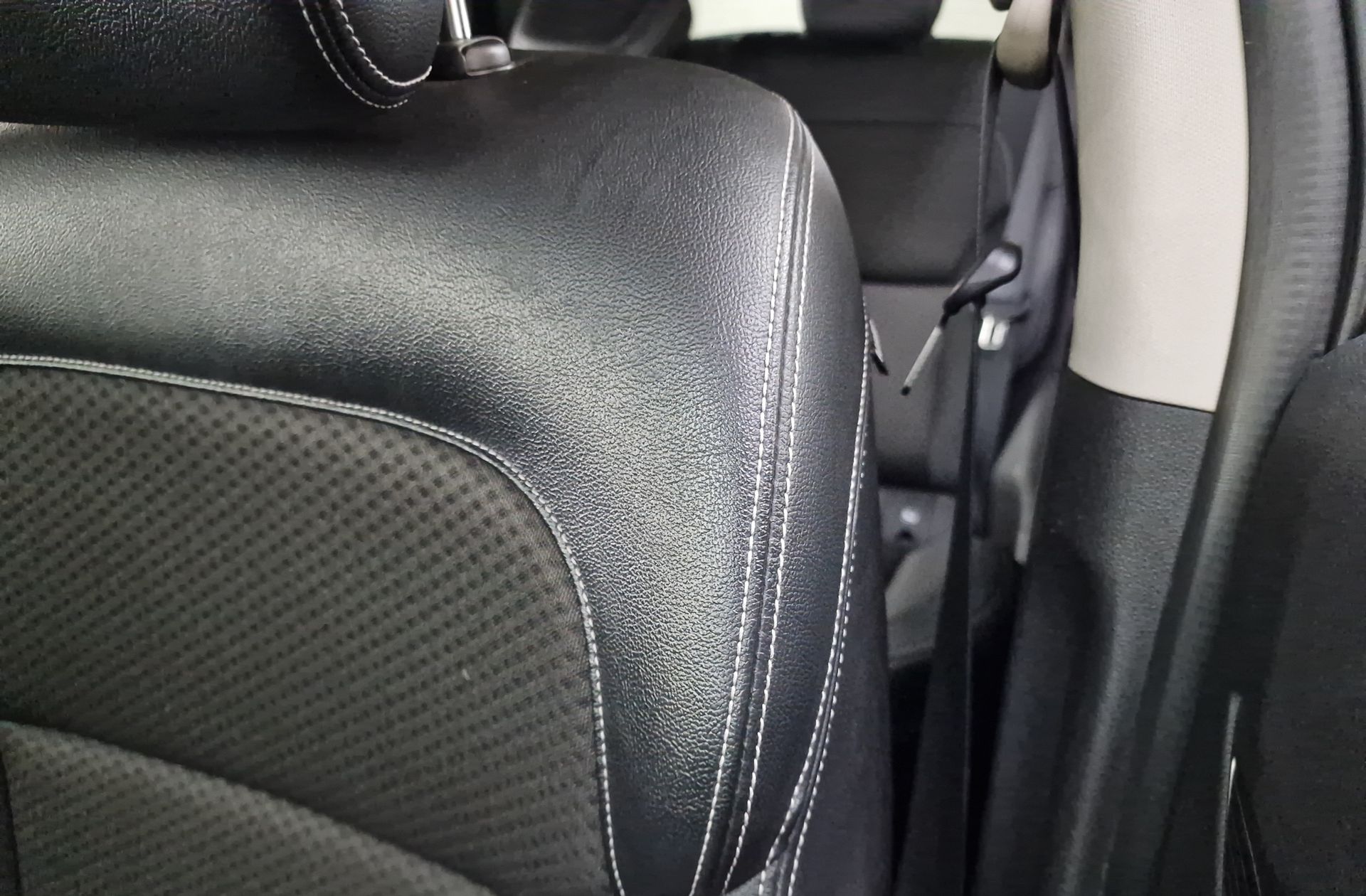 Renault Koleos Zen dCi X-Tronic 4x4 - foto 8