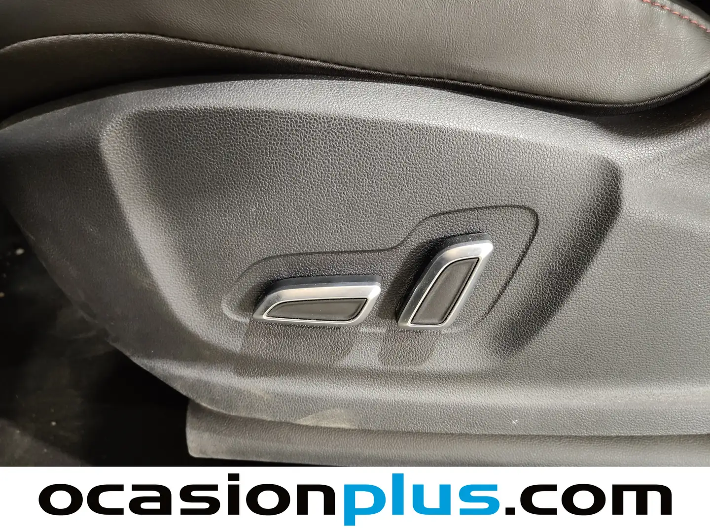 Foto MG eHS MG eHS 1.5 T-GDI PHEV Luxury (258 CV)