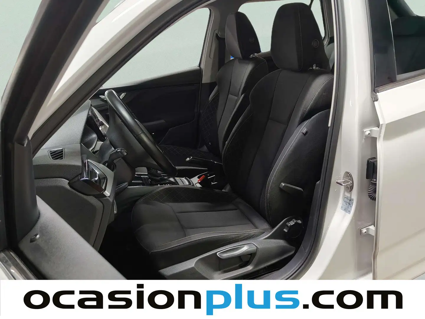 Foto Skoda Kamiq Skoda Kamiq 1.0 TSI Ambition DSG (110 CV)