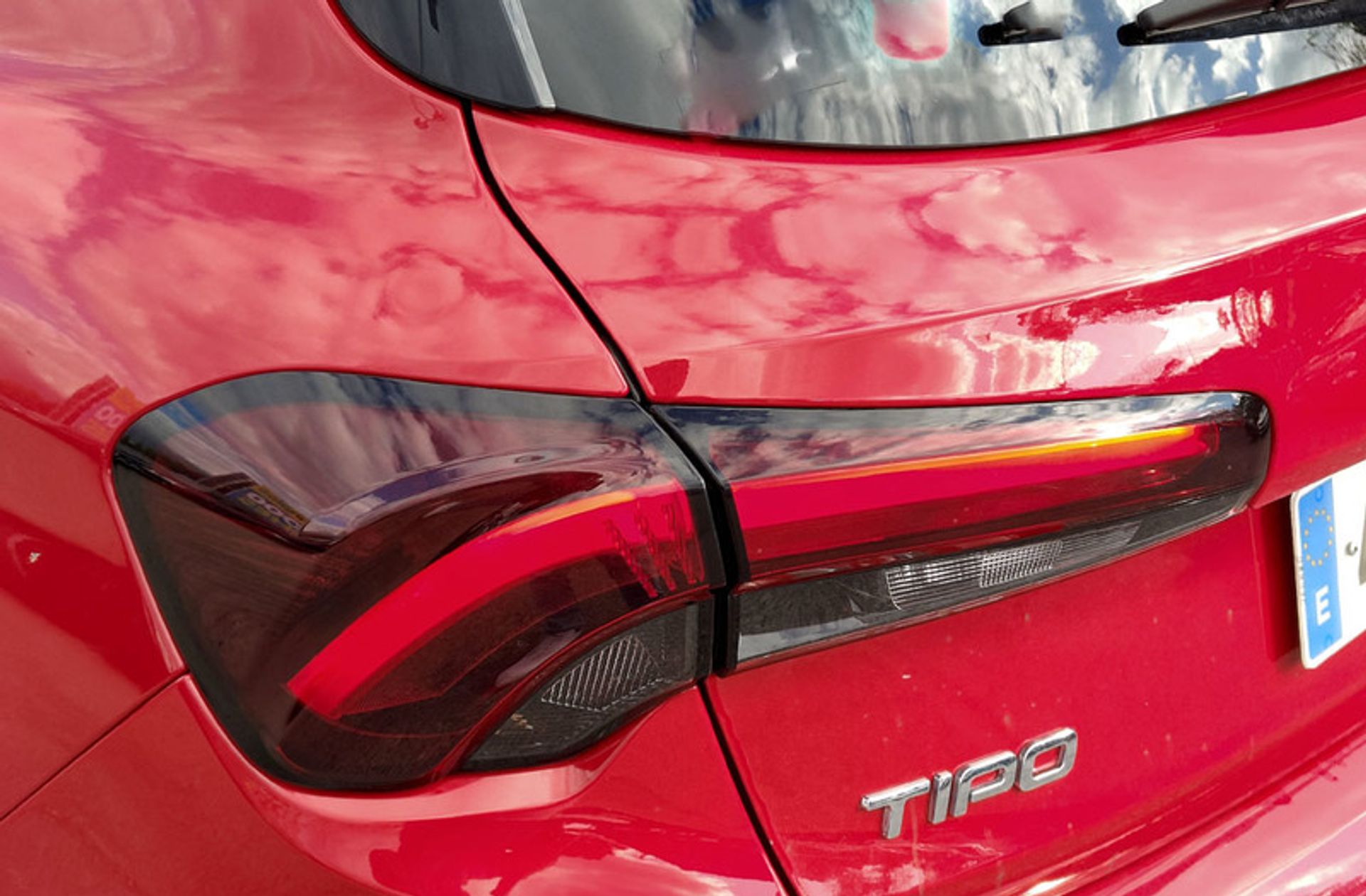 Fiat Tipo 1.5 Hybrid Cross DCT - foto 19