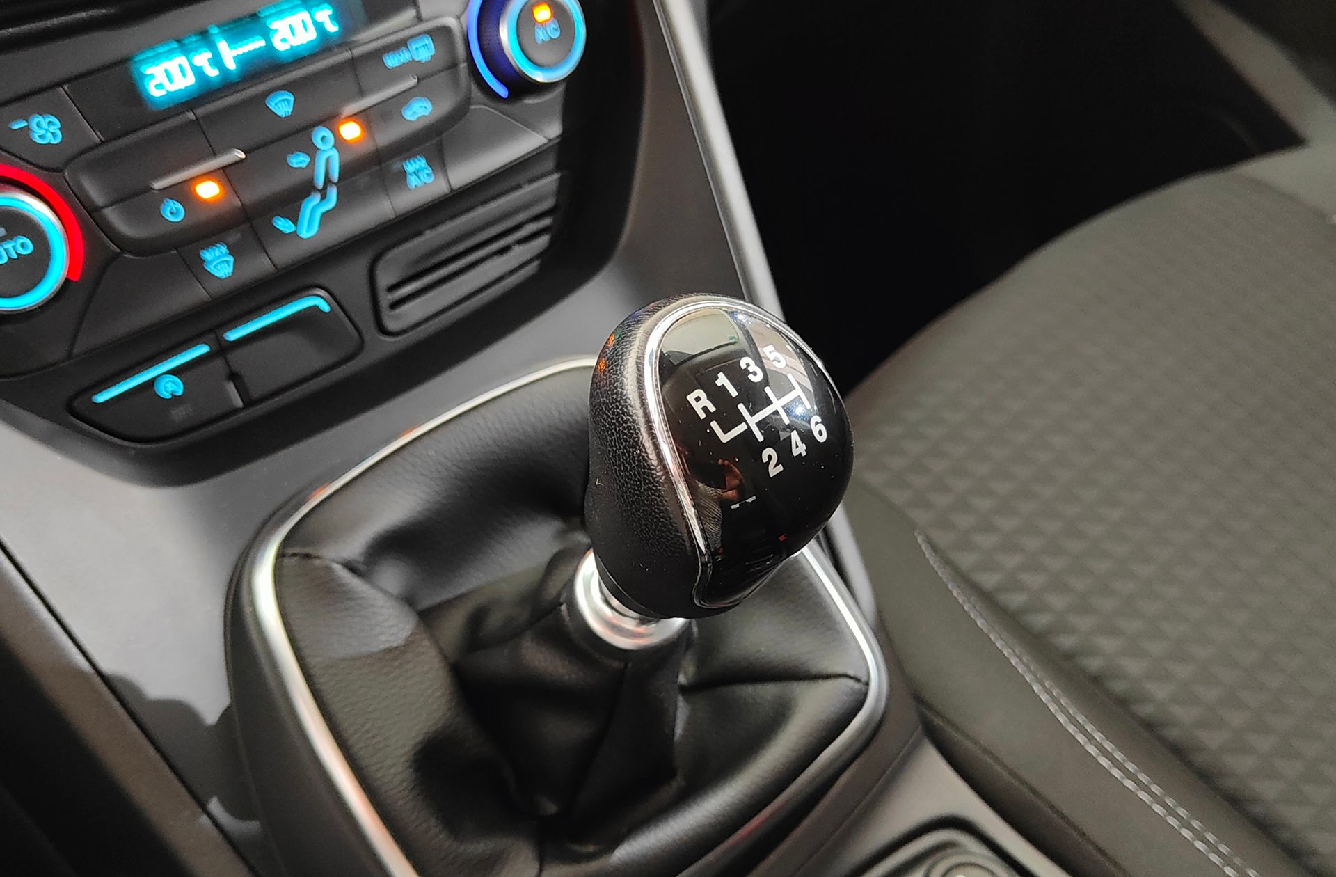 Ford C-Max 1.0 EcoBoost Trend+ - foto 5