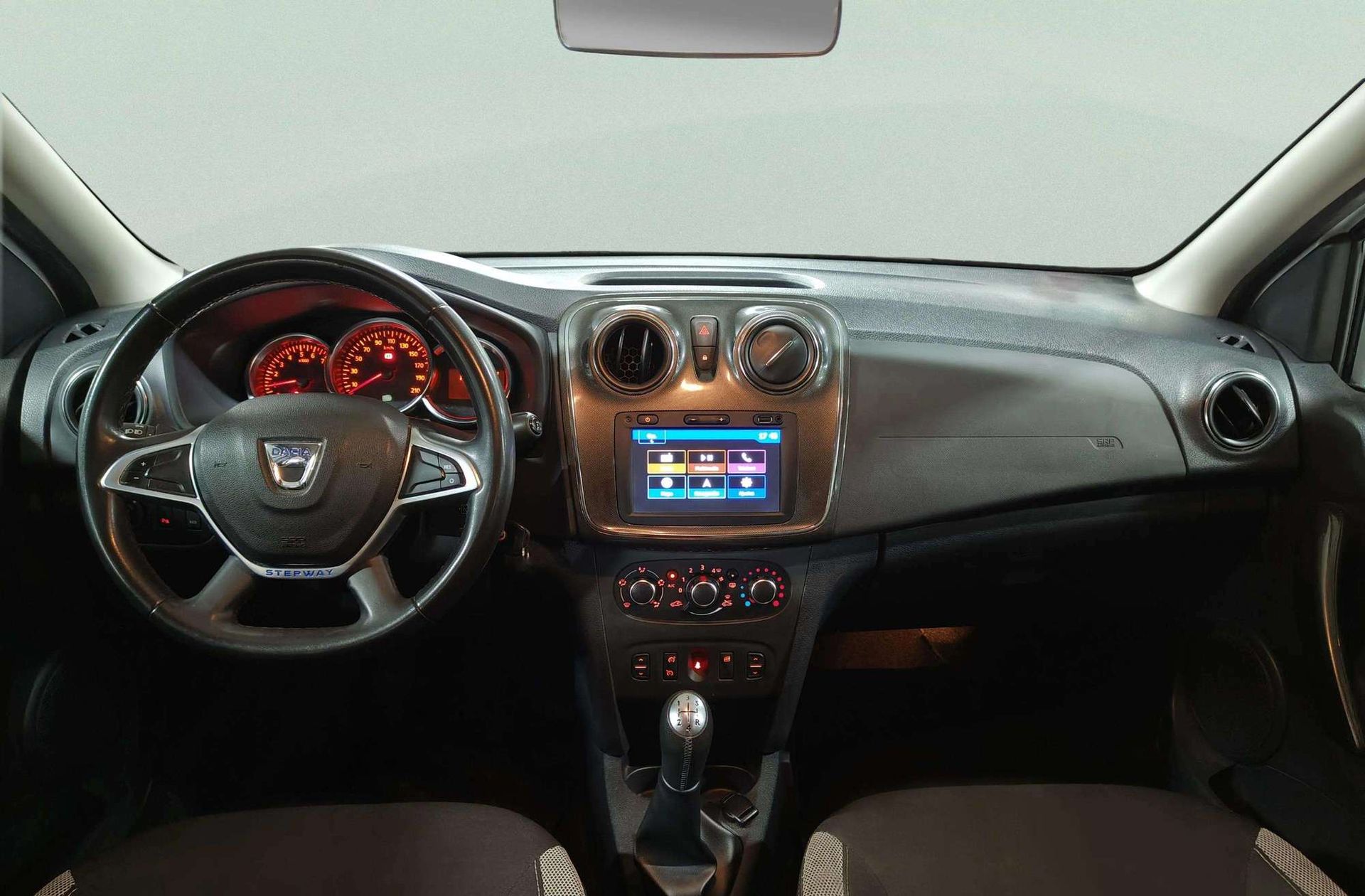 Dacia Sandero Stepway Comfort TCe - foto 6
