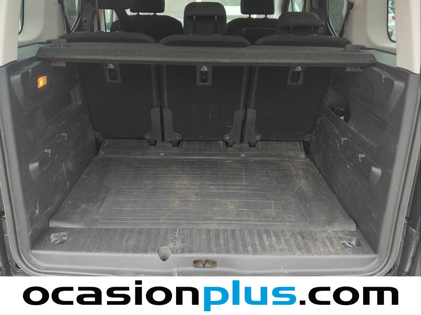 Fotos maletero Citroën Berlingo Citroën Berlingo Combi BlueHDi 100 S&S Talla M Feel Pack (102 CV)