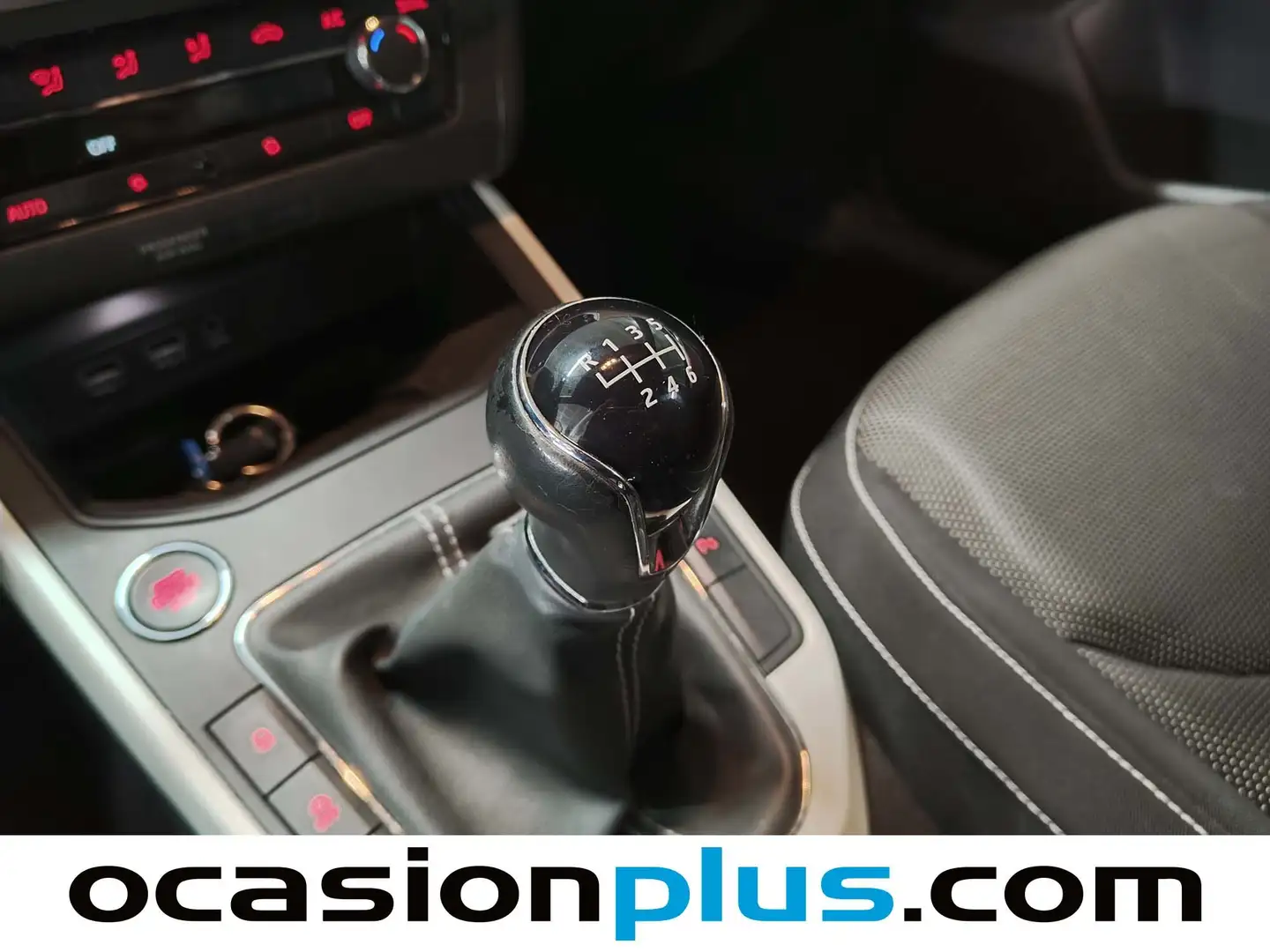 Foto Seat Arona SEAT Arona 1.0 TSI Ecomotive S&S Xcellence (115 CV)