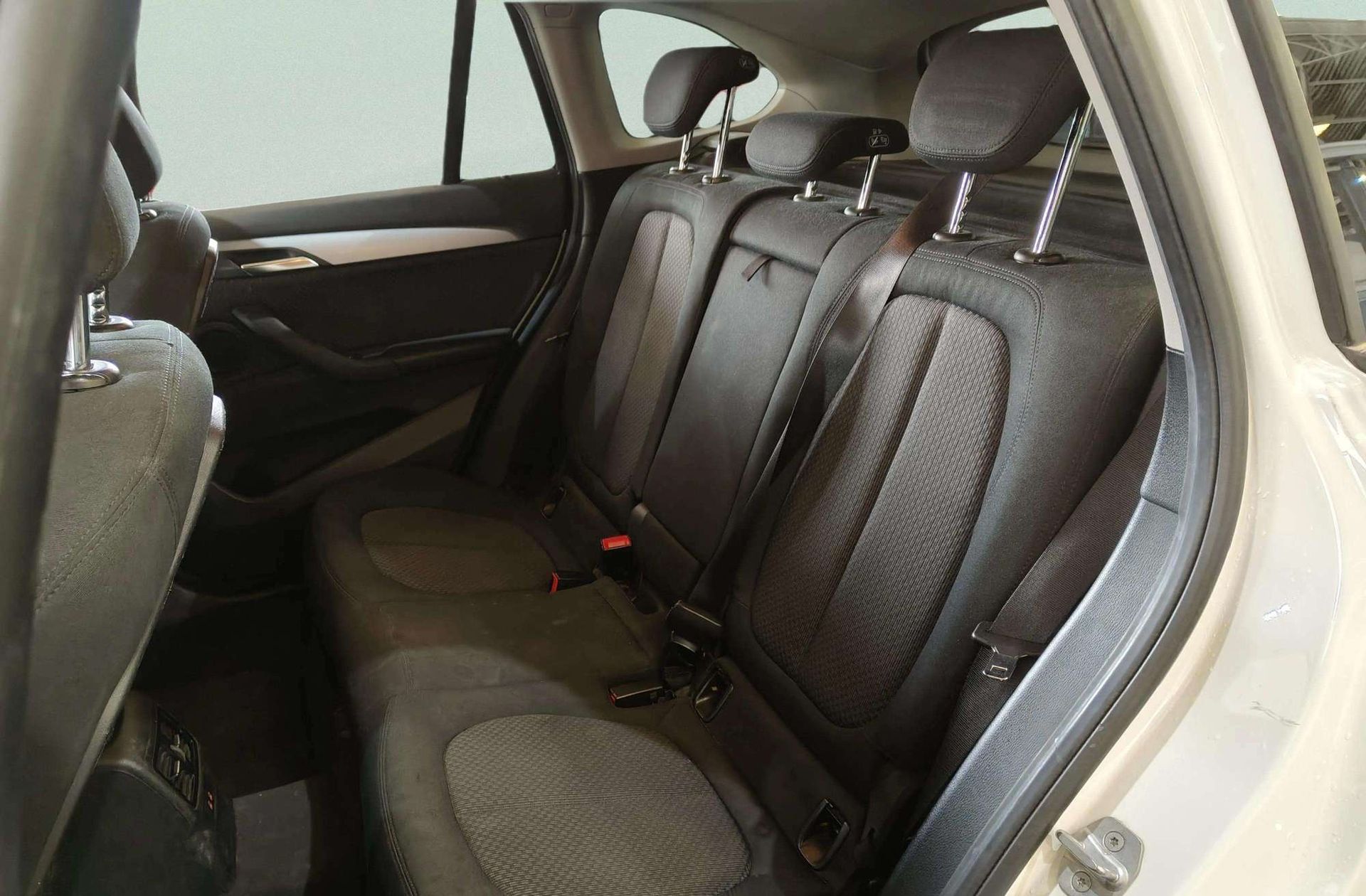 BMW X1 sDrive18d - foto 10