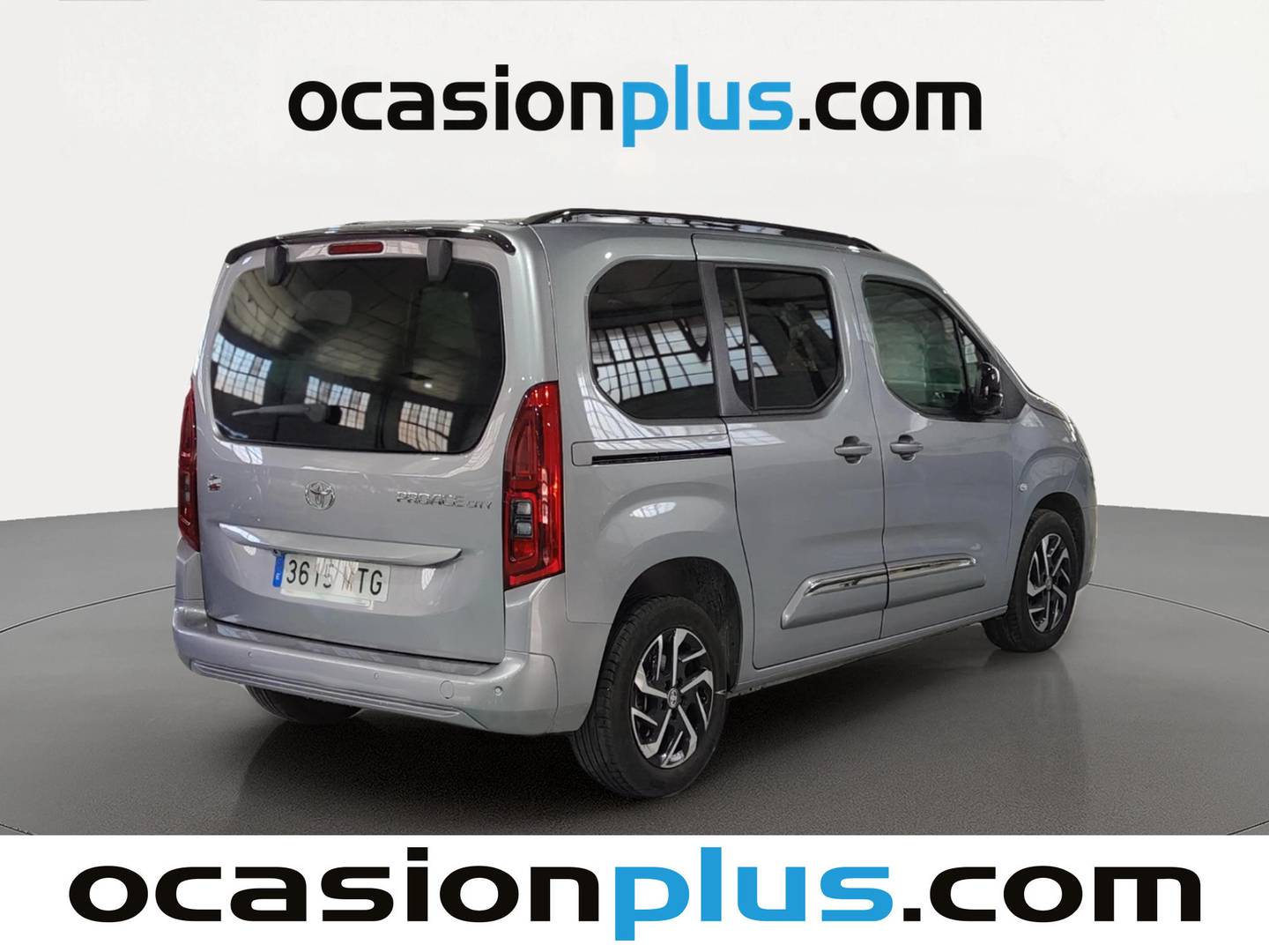 Foto trasera Toyota Proace City Verso Toyota Proace City Verso Combi 1.5D L1 VX (131 CV) derecha
