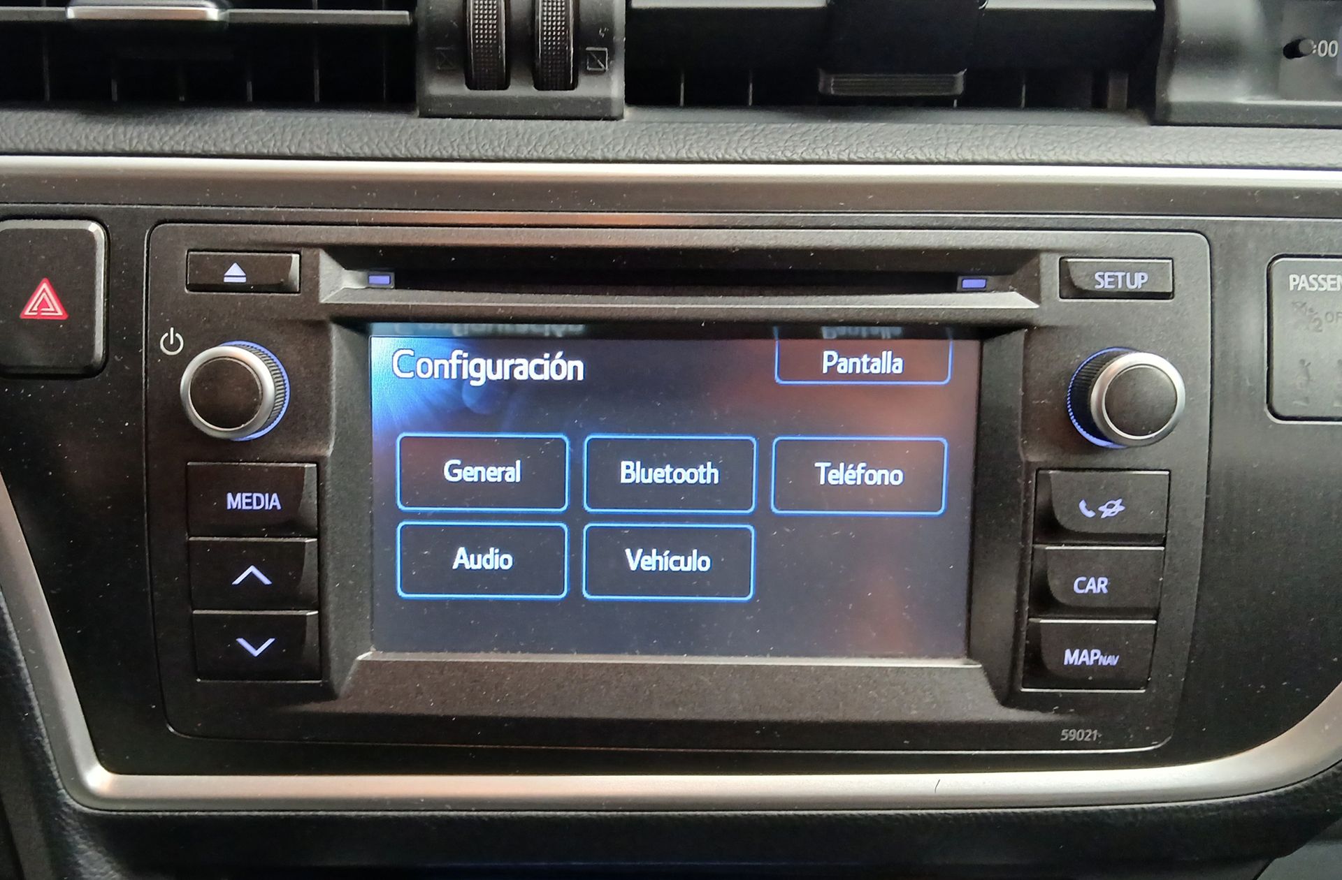 Toyota Auris 1.8 Hybrid Active - foto 28