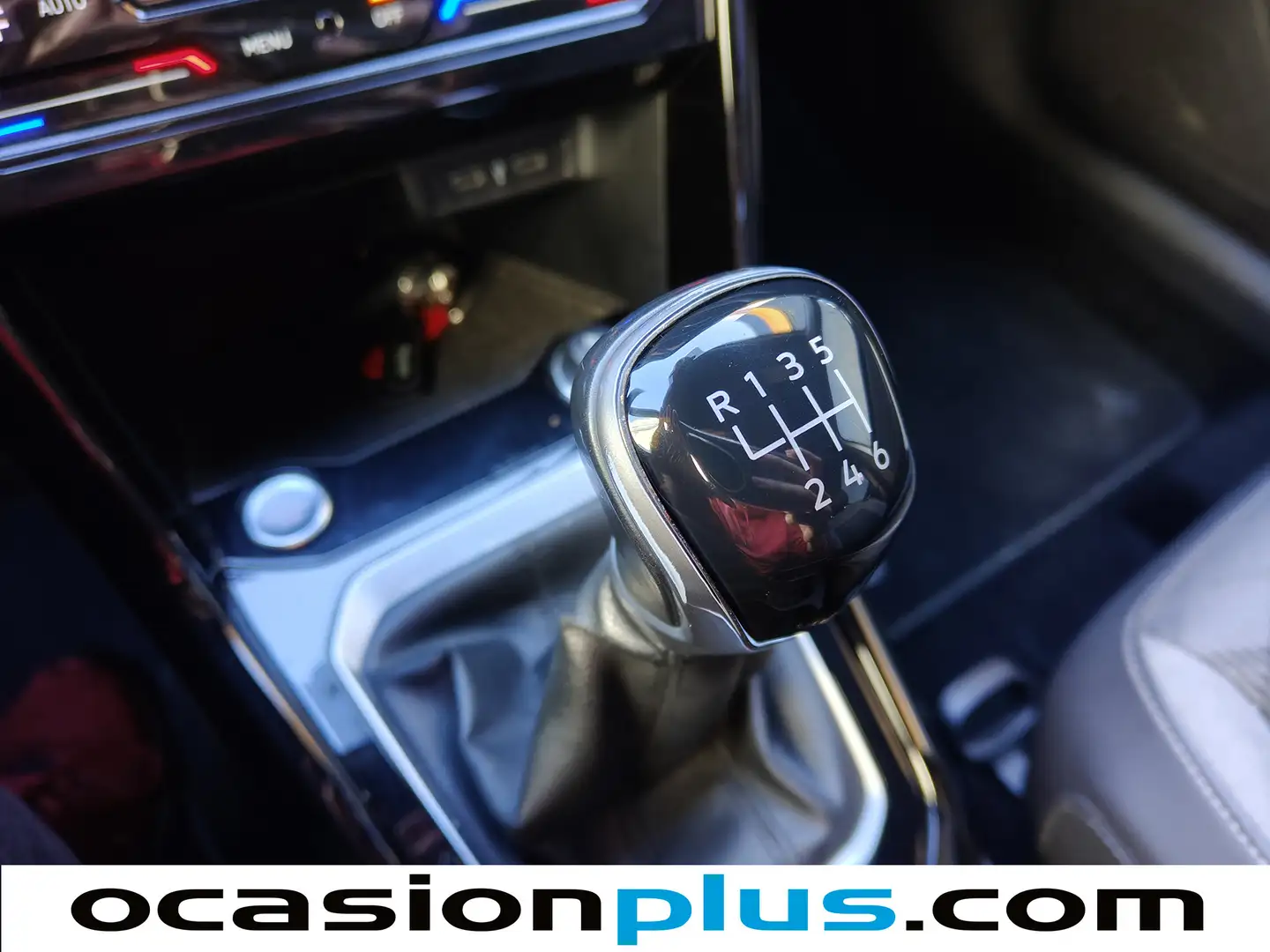 Foto Volkswagen T-Roc Volkswagen T-Roc R-Line 1.5 TSI (150 CV)