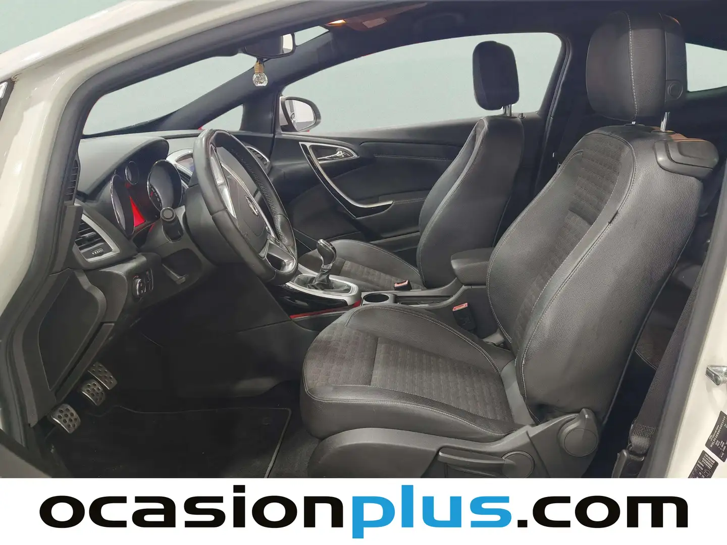 Foto Opel Astra Opel Astra 2.0 CDTI GTC S&S Sportive (165 CV)