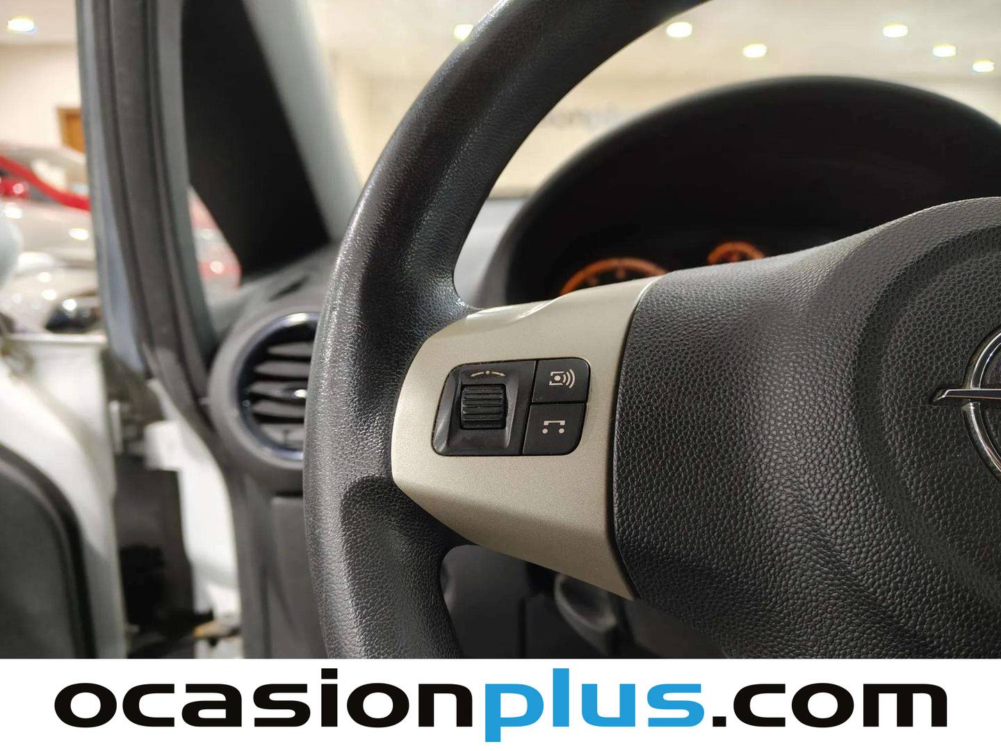 Opel Corsa Opel Corsa 1.2 Essentia (85 CV) gasolina