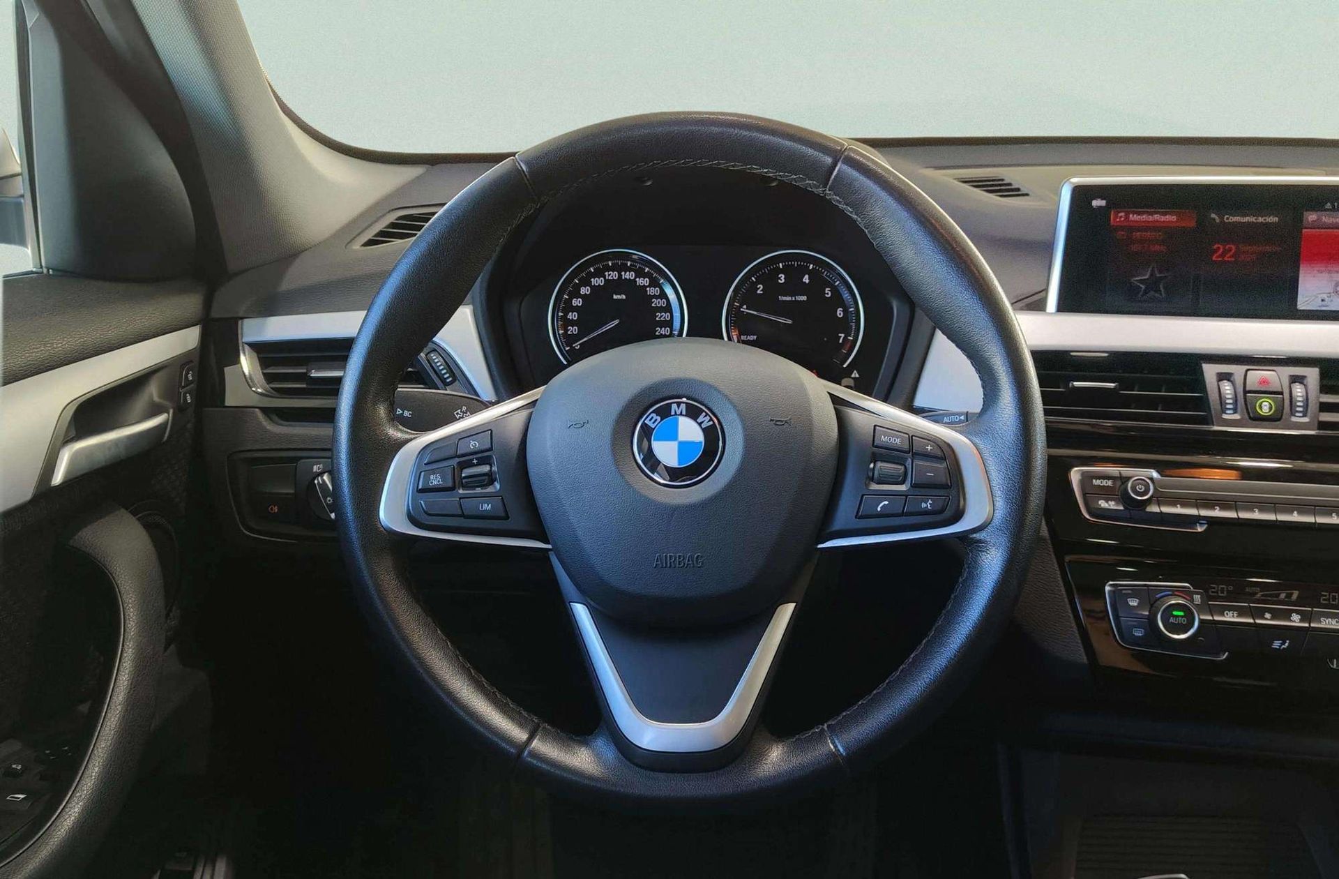 BMW X1 sDrive18i - foto 28