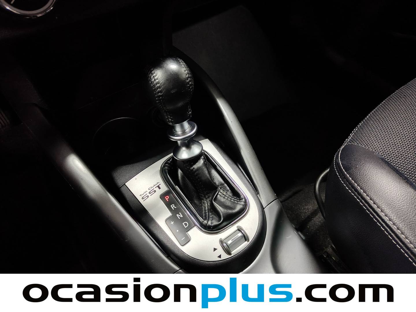 Foto Mitsubishi Outlander Mitsubishi Outlander 2.2 DI-D TC-SST Motion (156 CV) 7 Plazas