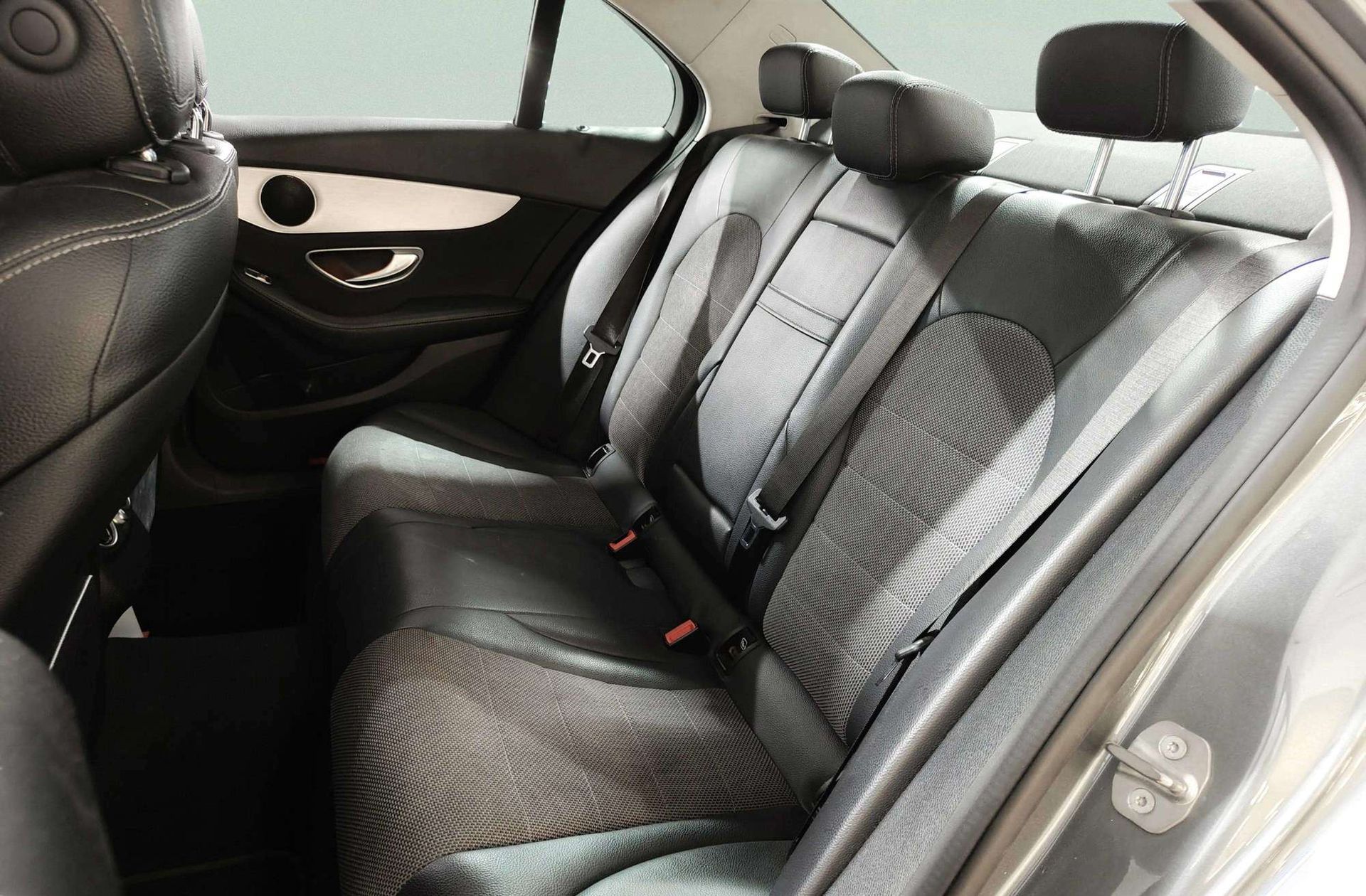Mercedes-Benz Clase C 200 Pack AMG - foto 15