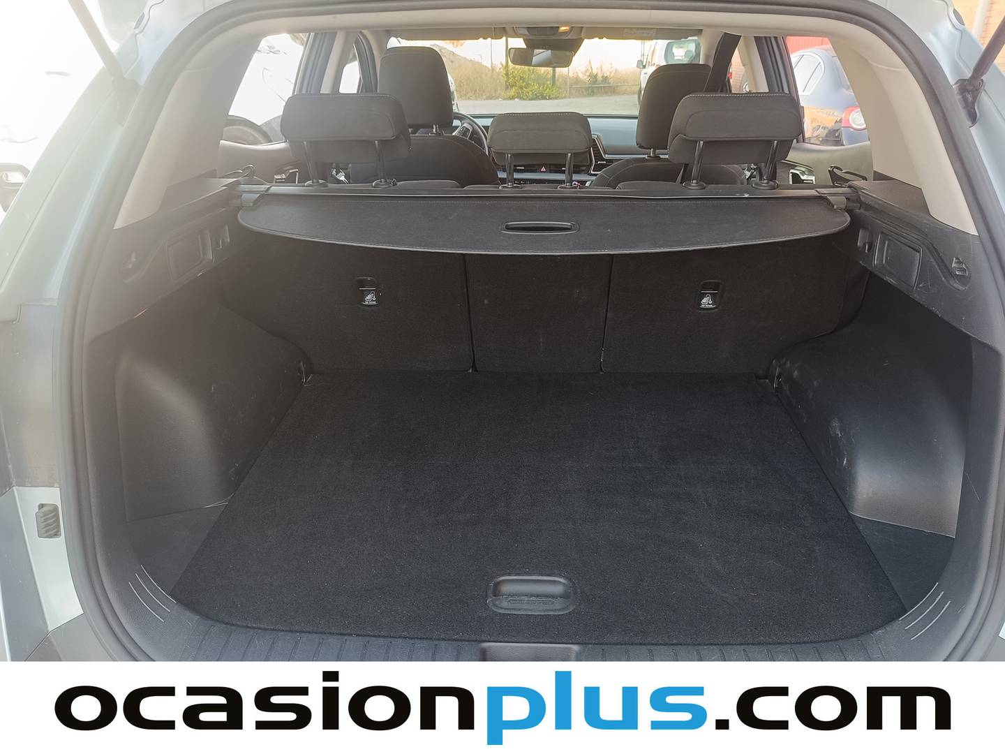 Foto KIA Sportage Kia Sportage 1.6 CRDi MHEV Business 4x2 (136 CV)