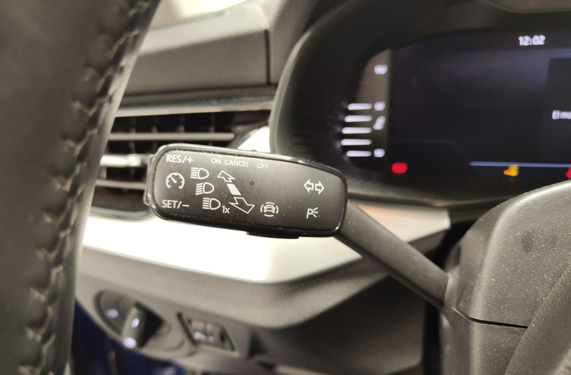 Škoda Kamiq 1.0 TSI Ambition - foto 25