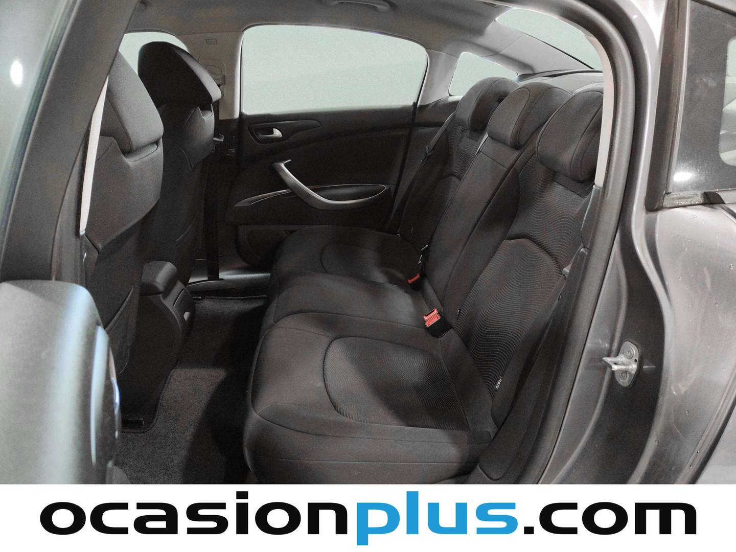 Foto asientos traseros Citroën C5 Citroën C5 1.6 HDI FAP Airdream Business (109 CV)
