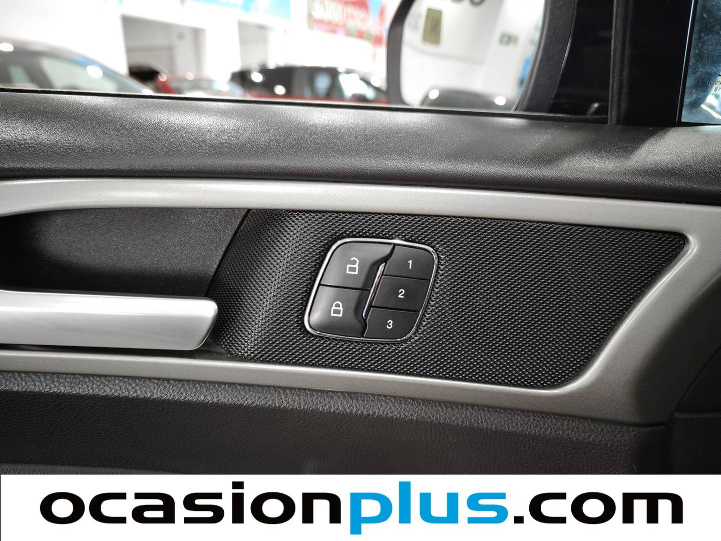 Acabados Ford Mondeo Ford Mondeo 2.0 Híbrido Sedan Vignale Hev Auto (187 CV)