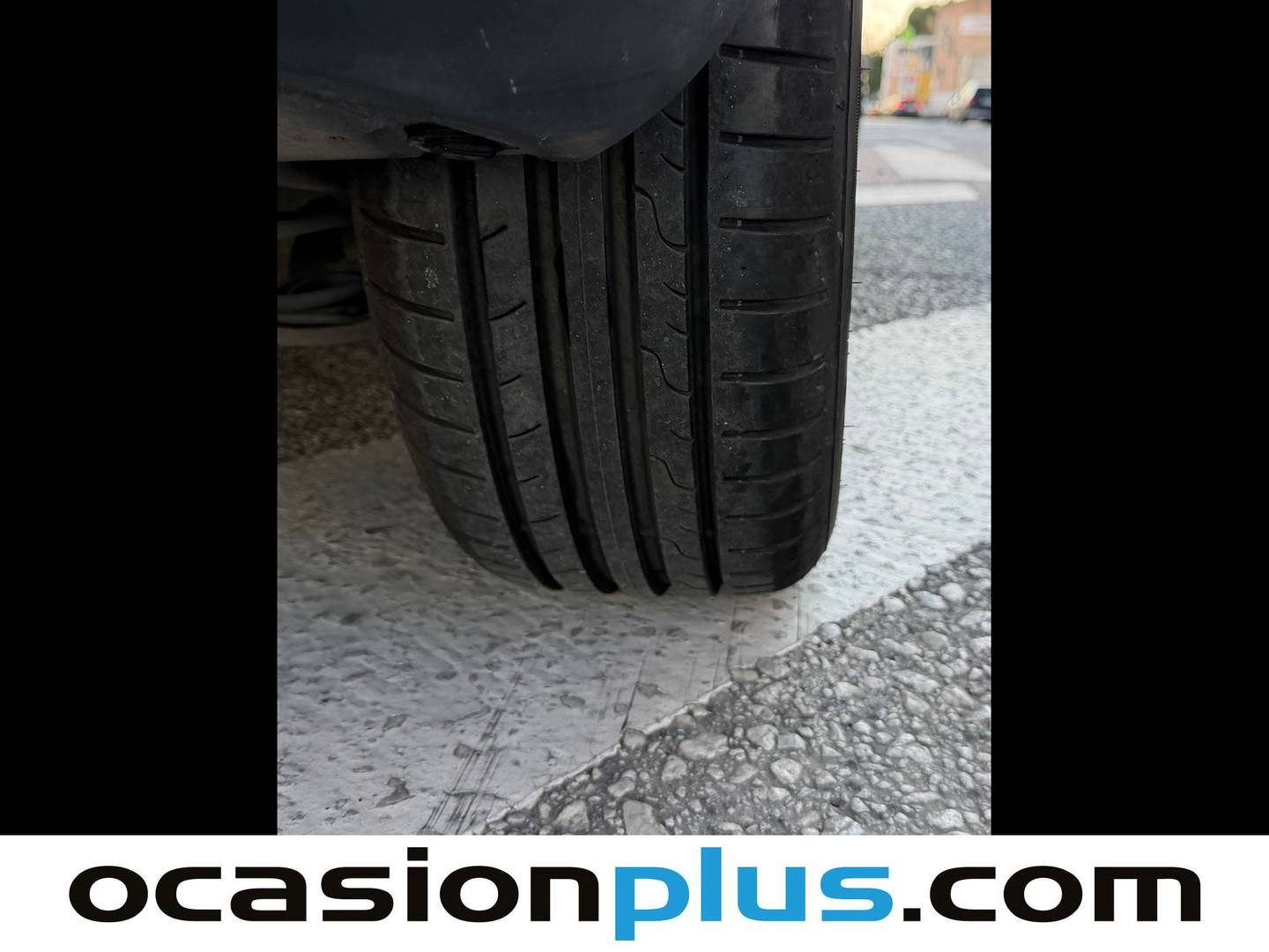 Foto Citroën C4 Cactus Citroen C4 Cactus 1.2 PureTech Feel Fine (82 CV)