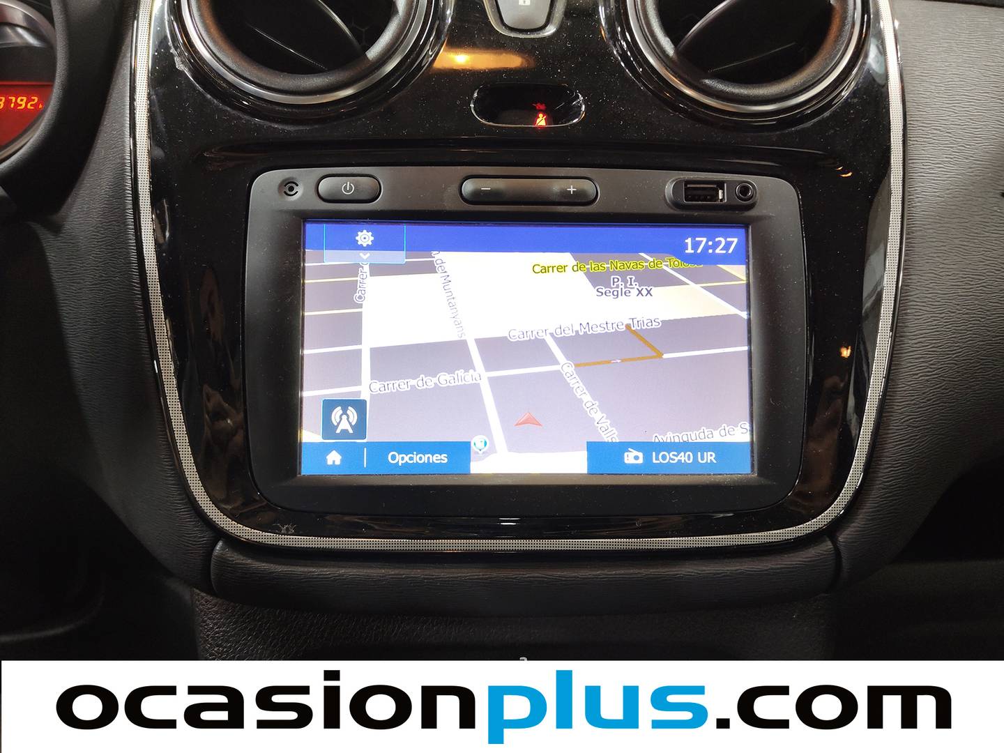 Equipamiento del Dacia Lodgy Dacia Lodgy Serie Limitada Nómada 1.6 (102 CV) 7 Plazas
