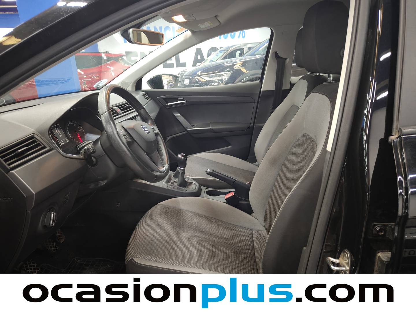 Foto asientos delanteros Seat Ibiza Seat Ibiza 1.0 MPI Style Plus (80 CV)