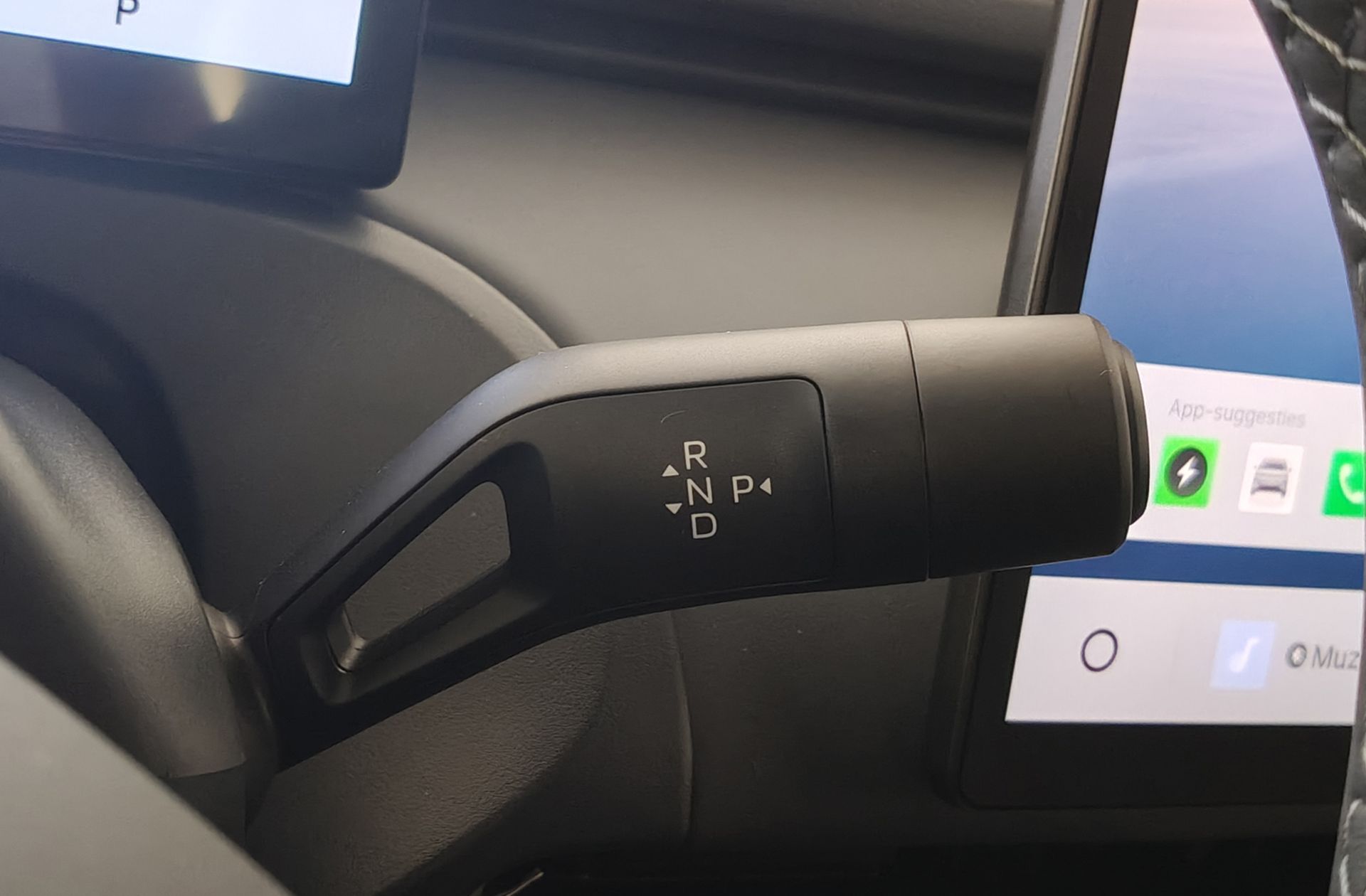 Geely Starray EM-i 1.5 PHEV Pro - foto 5