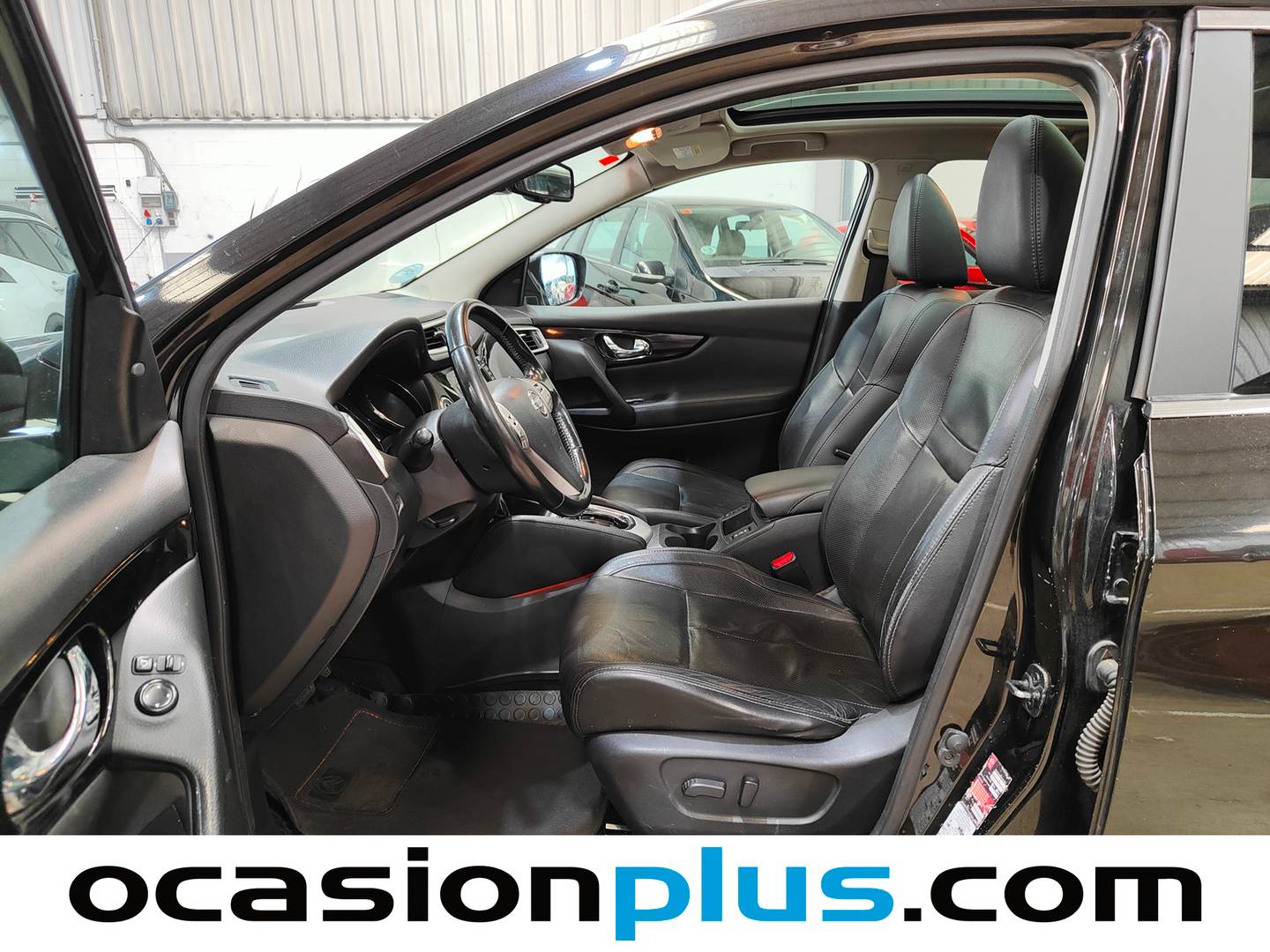 Foto asientos delanteros Nissan QASHQAI Nissan Qashqai dCi 130 Tekna Piel 4x2 XTronic (130 CV)