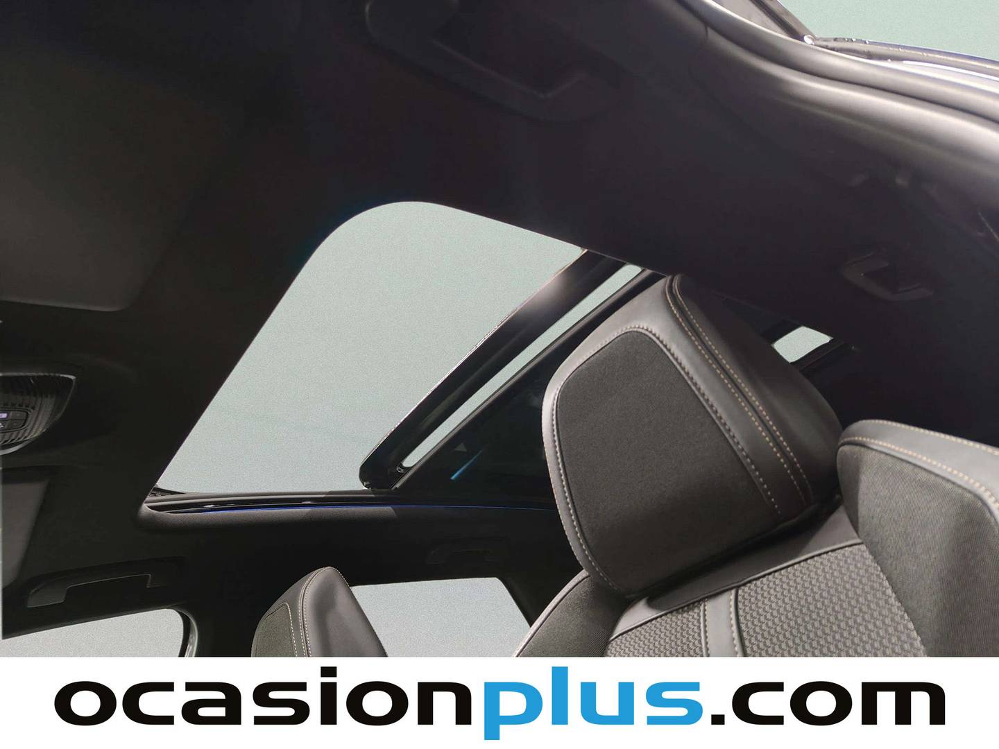 Foto Peugeot 3008 Peugeot 3008 PureTech 130 S&S GT EAT8 (130 CV)