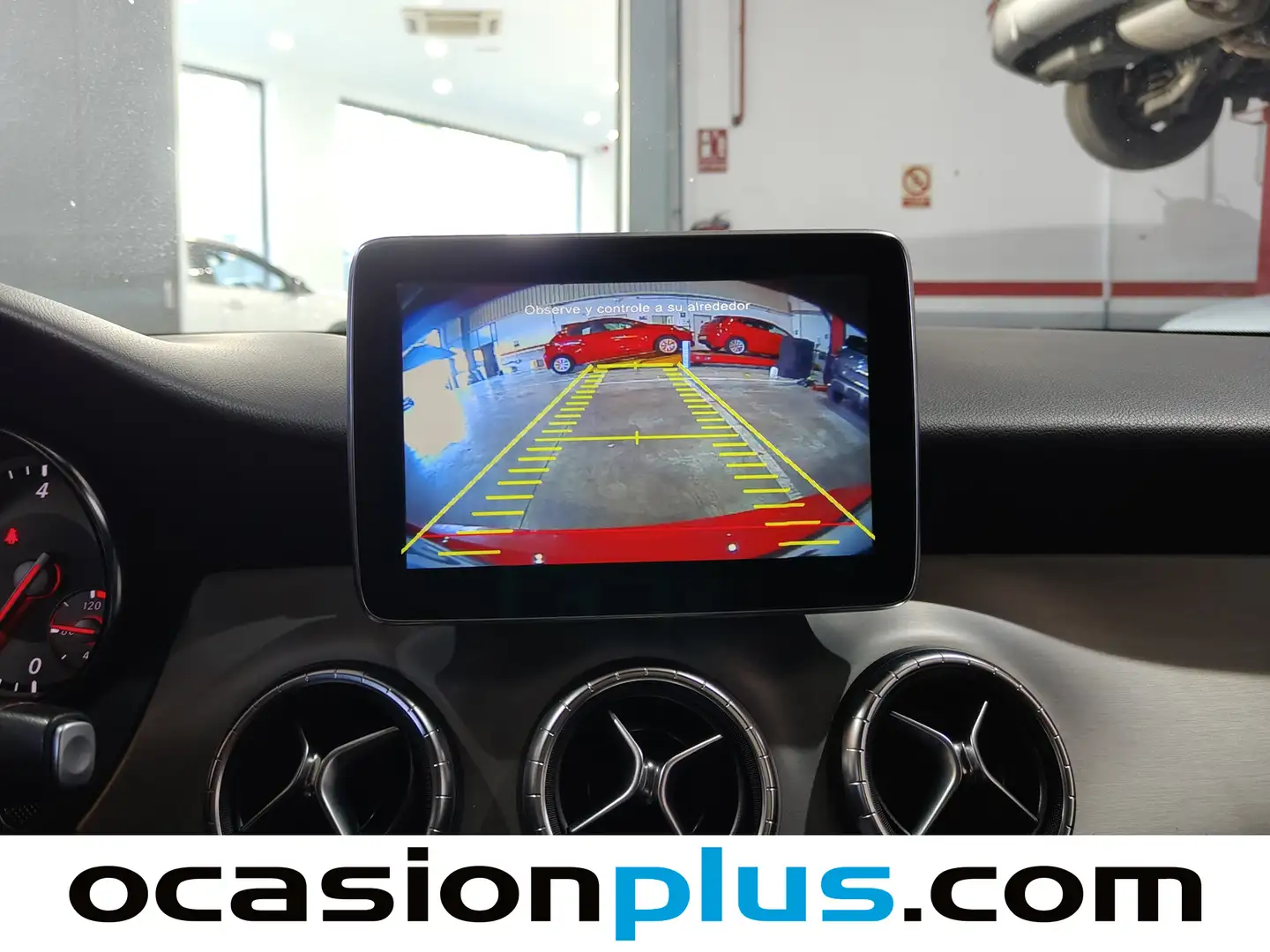 Foto Mercedes CLA Mercedes-Benz CLA Shooting Brake CLA 200 d  (136 CV) Pack AMG