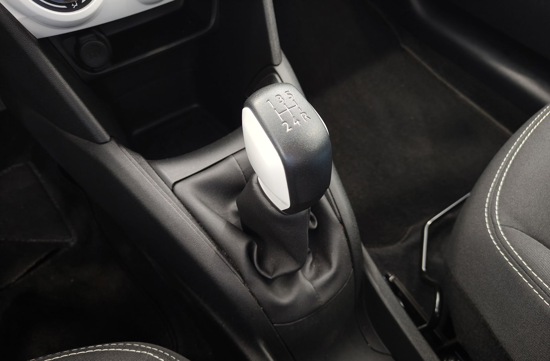 Peugeot 208 1.0 PureTech Like - foto 5