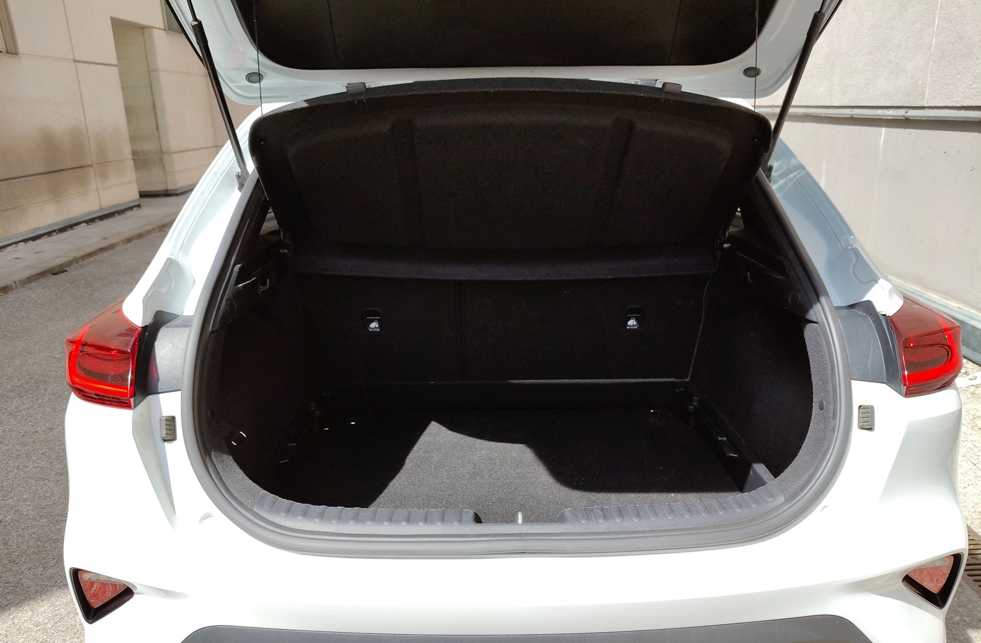 Kia XCeed 1.0 T-GDi Drive - foto 17