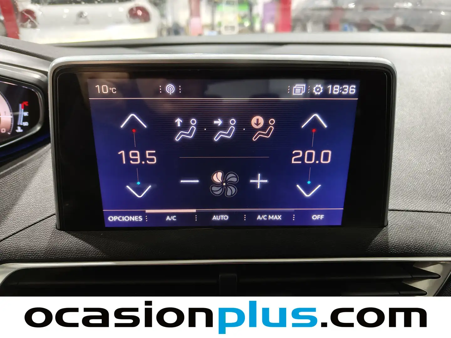 Foto Peugeot 3008 Peugeot 3008 BlueHDI 180 S&S GT Line EAT8 (180 CV)