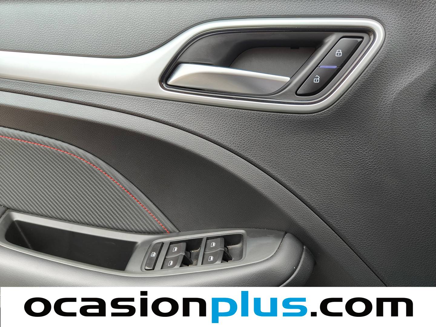 Foto MG ZS MG ZS 1.0T Luxury (111 CV)