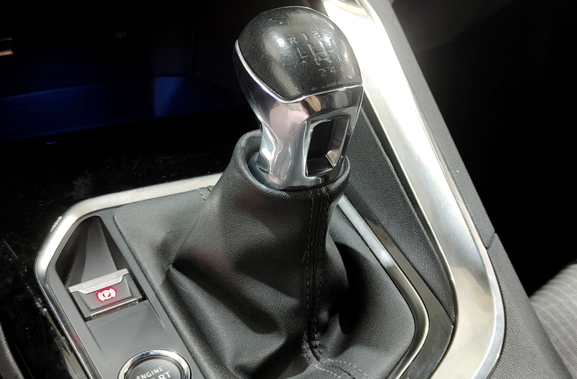 Peugeot 5008 PureTech 130 Allure Pack 7 plazas - foto 5