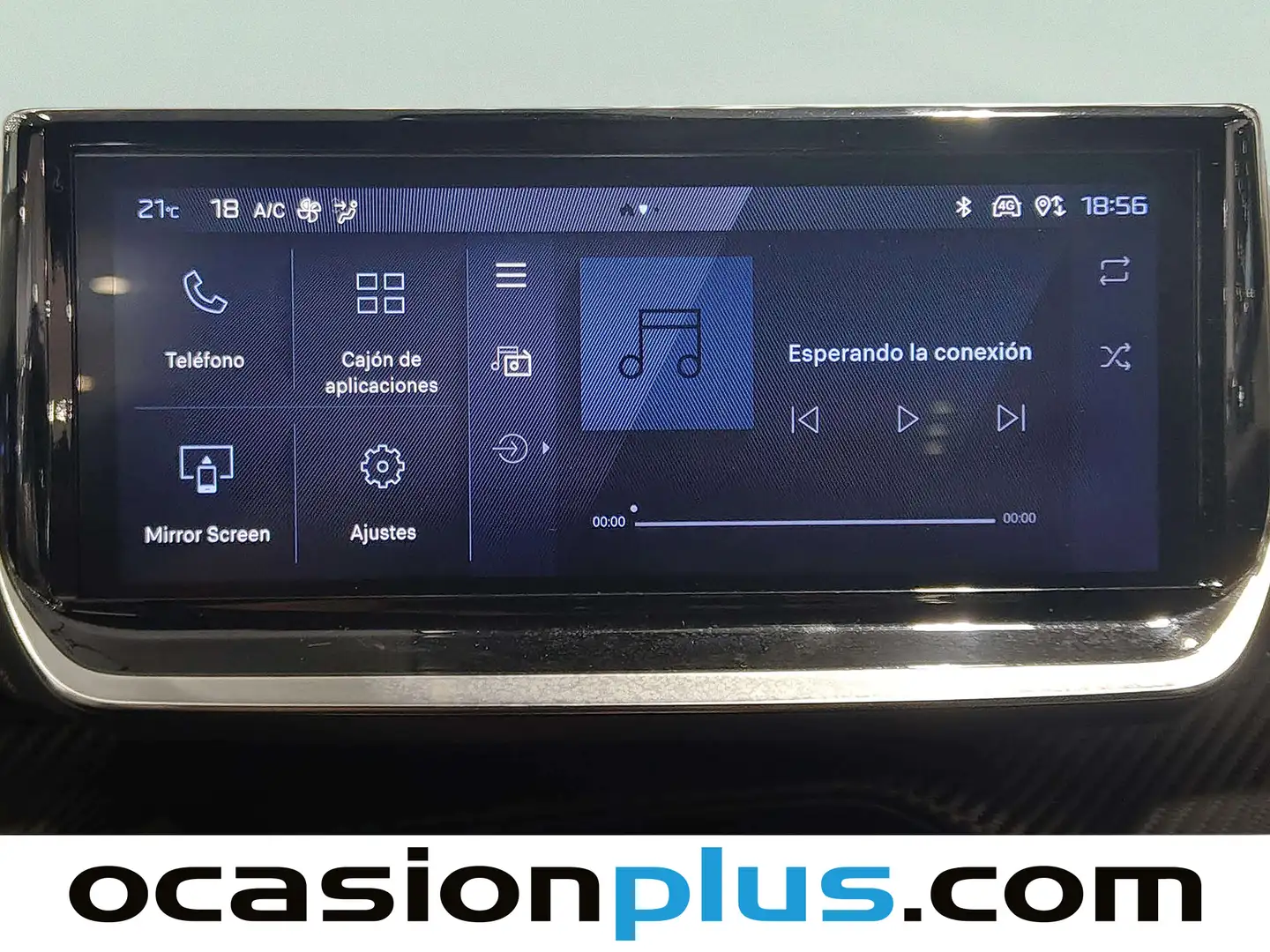 Foto Peugeot 2008 Peugeot 2008 Allure Hybrid eDCS6 (136 CV)